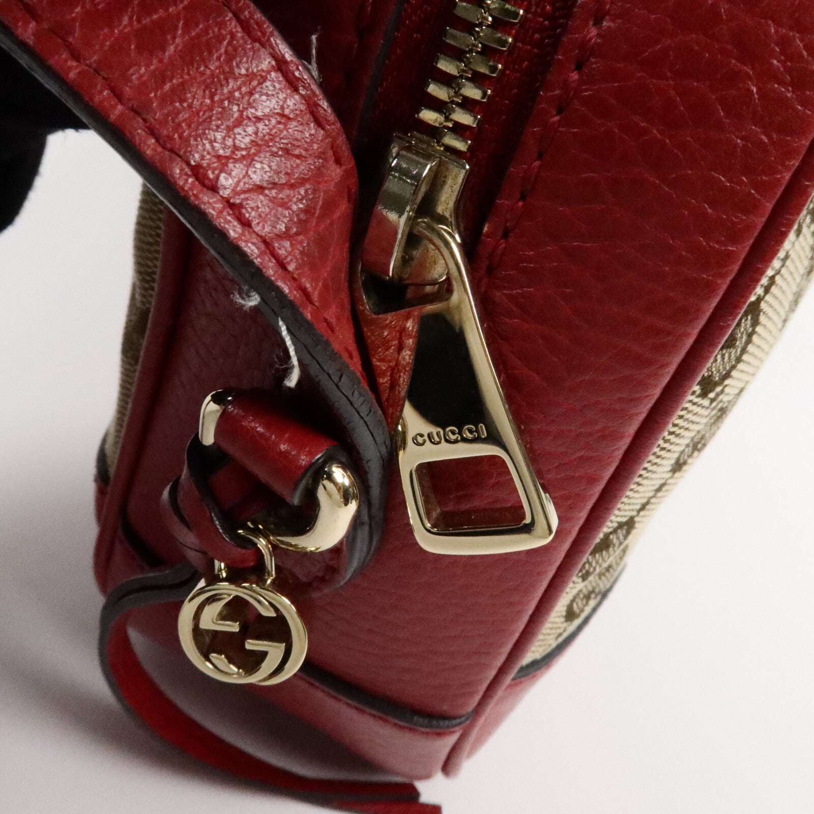 GUCCI 帆布Bree Messenger肩背袋