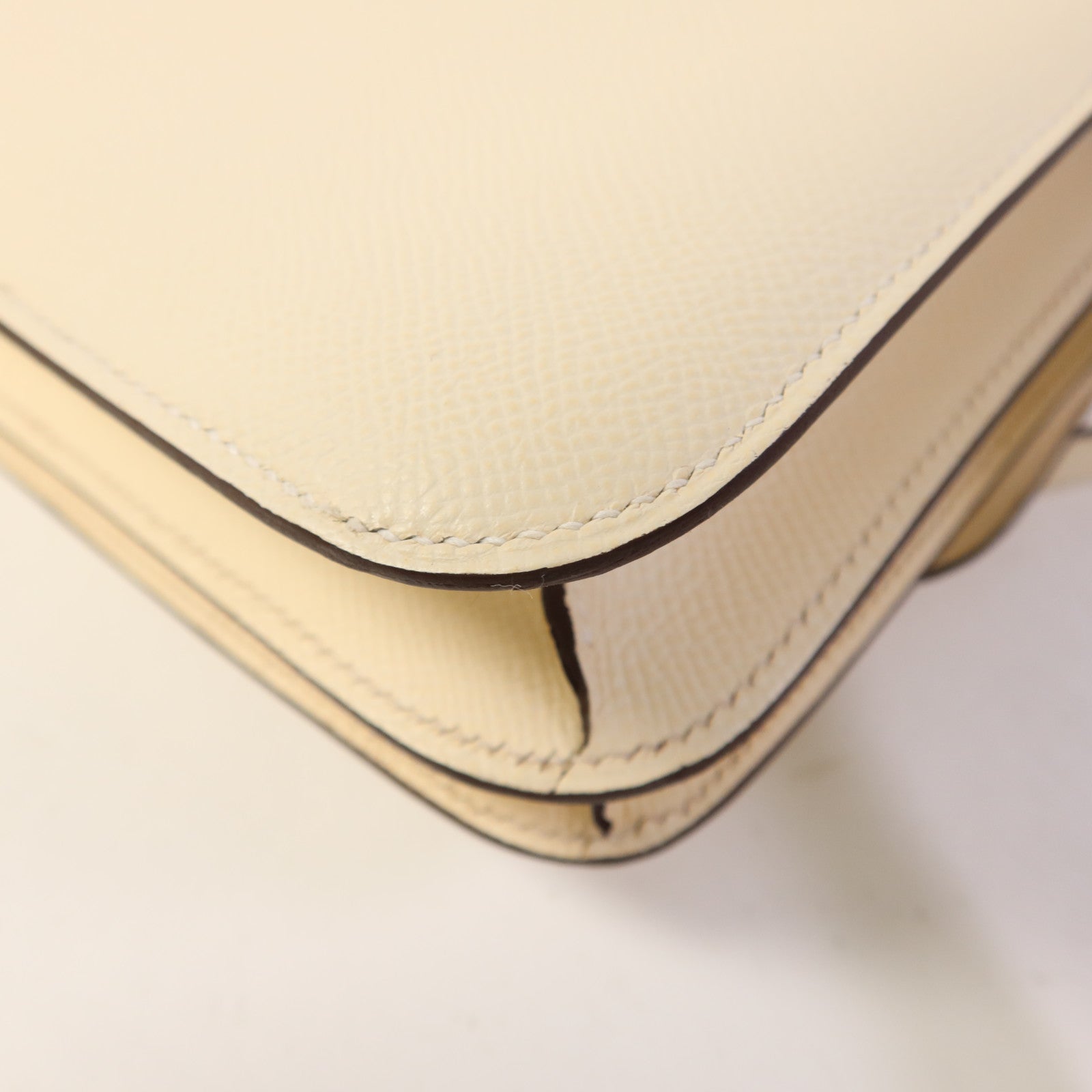 HERMES Epsom皮革Constance Mini金扣肩背袋Nata