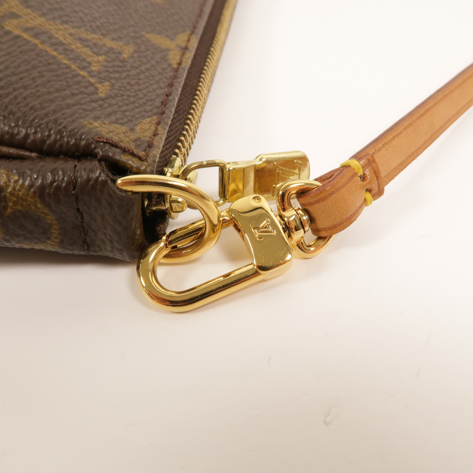 LOUIS VUITTON Monogram Pochette Accessoires手挽袋