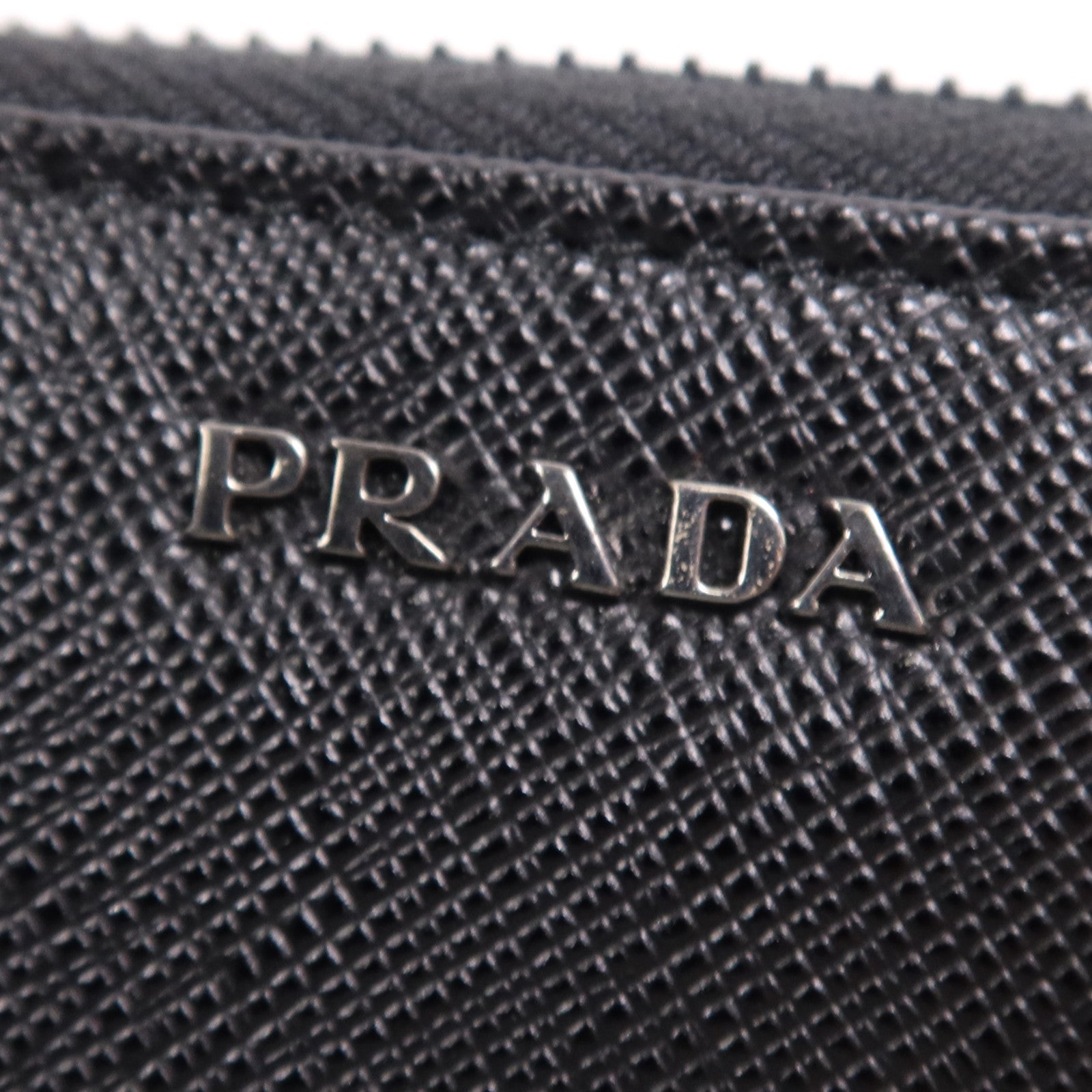 PRADA 牛皮皮革Key Case銀扣鎖匙包