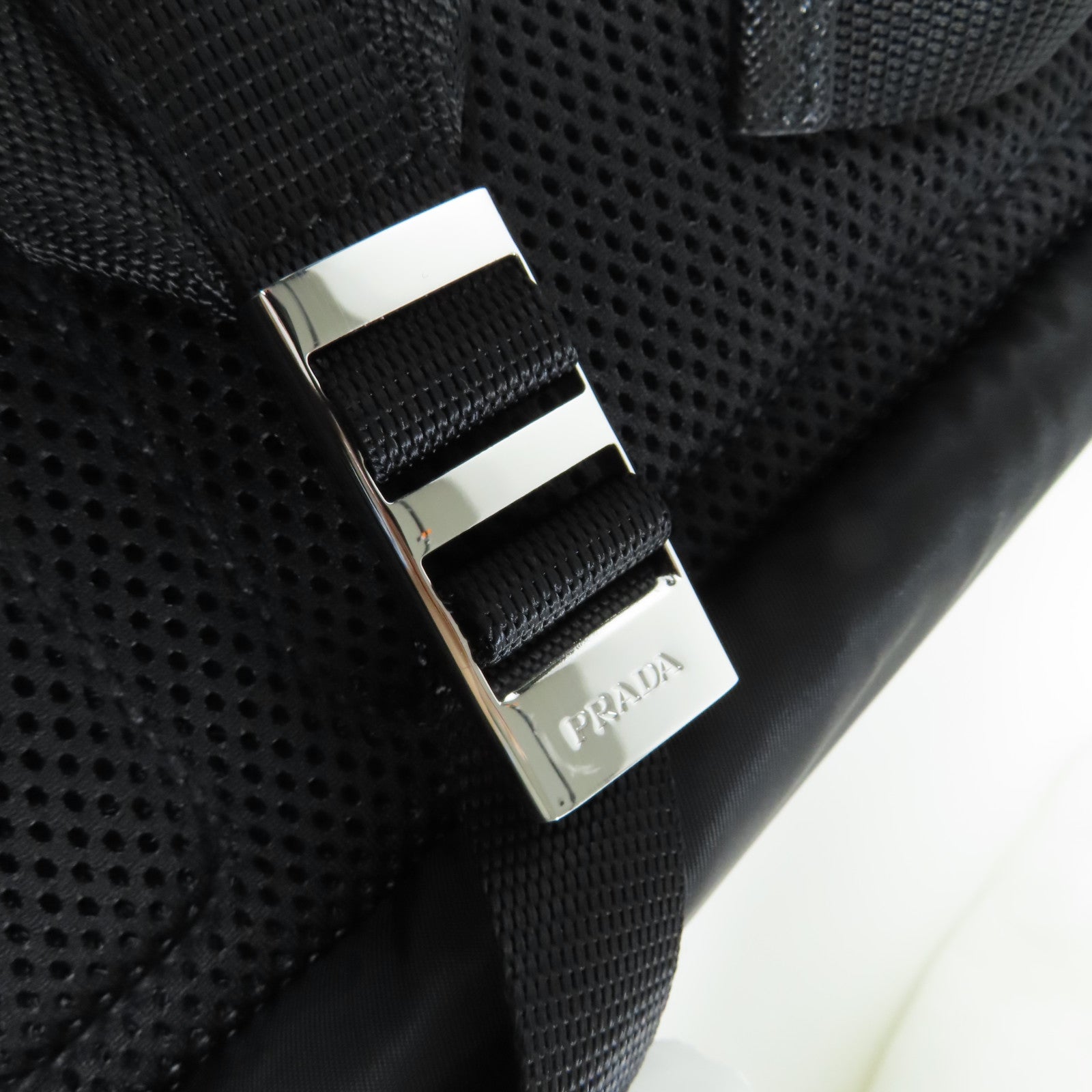 PRADA 【激減優惠】尼龍/Saffiano皮革Re-Nylon/Saffiano Backpack銀扣背包