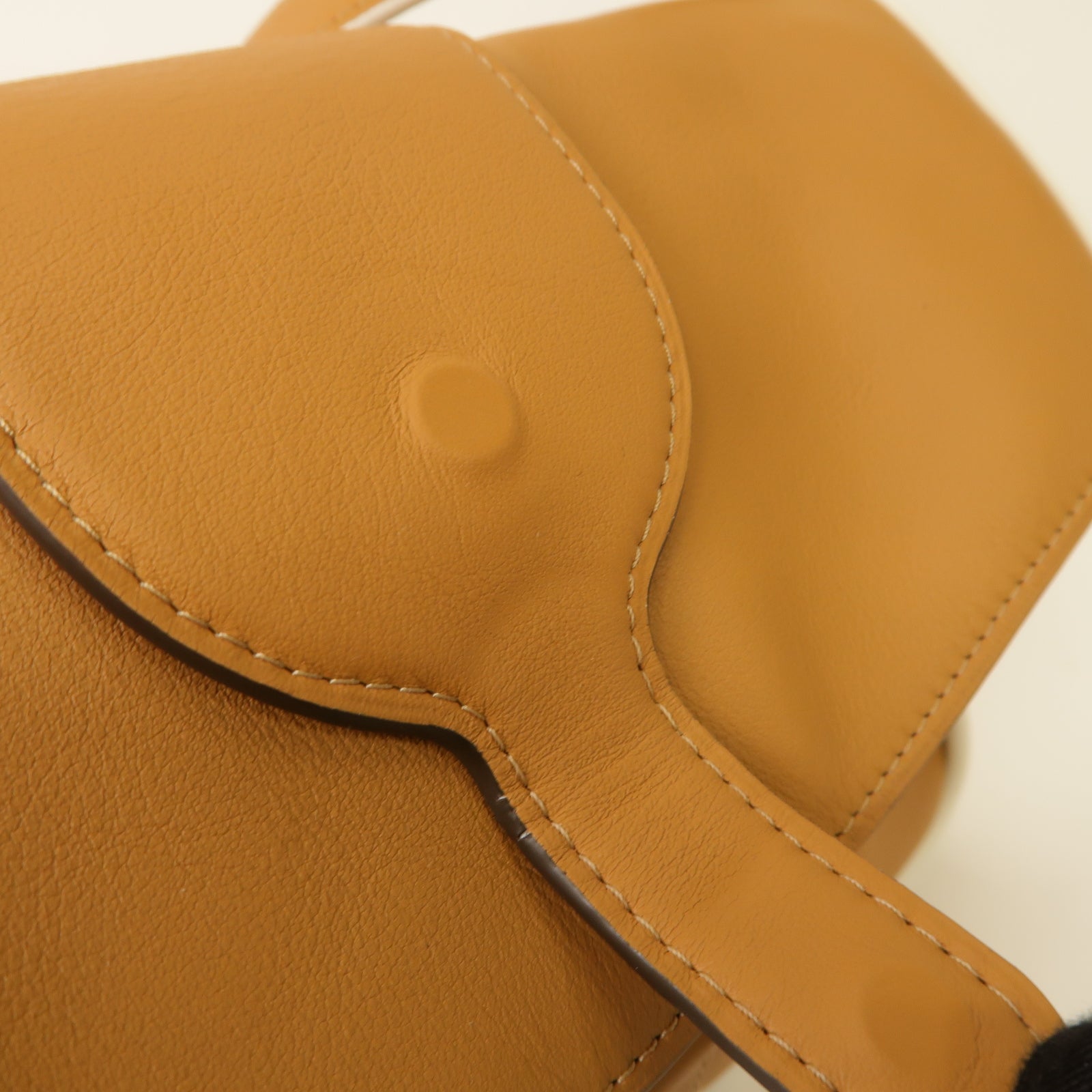 SELECTION 【激減優惠】牛皮皮革Shoulder Bag金扣肩背袋貝殻色