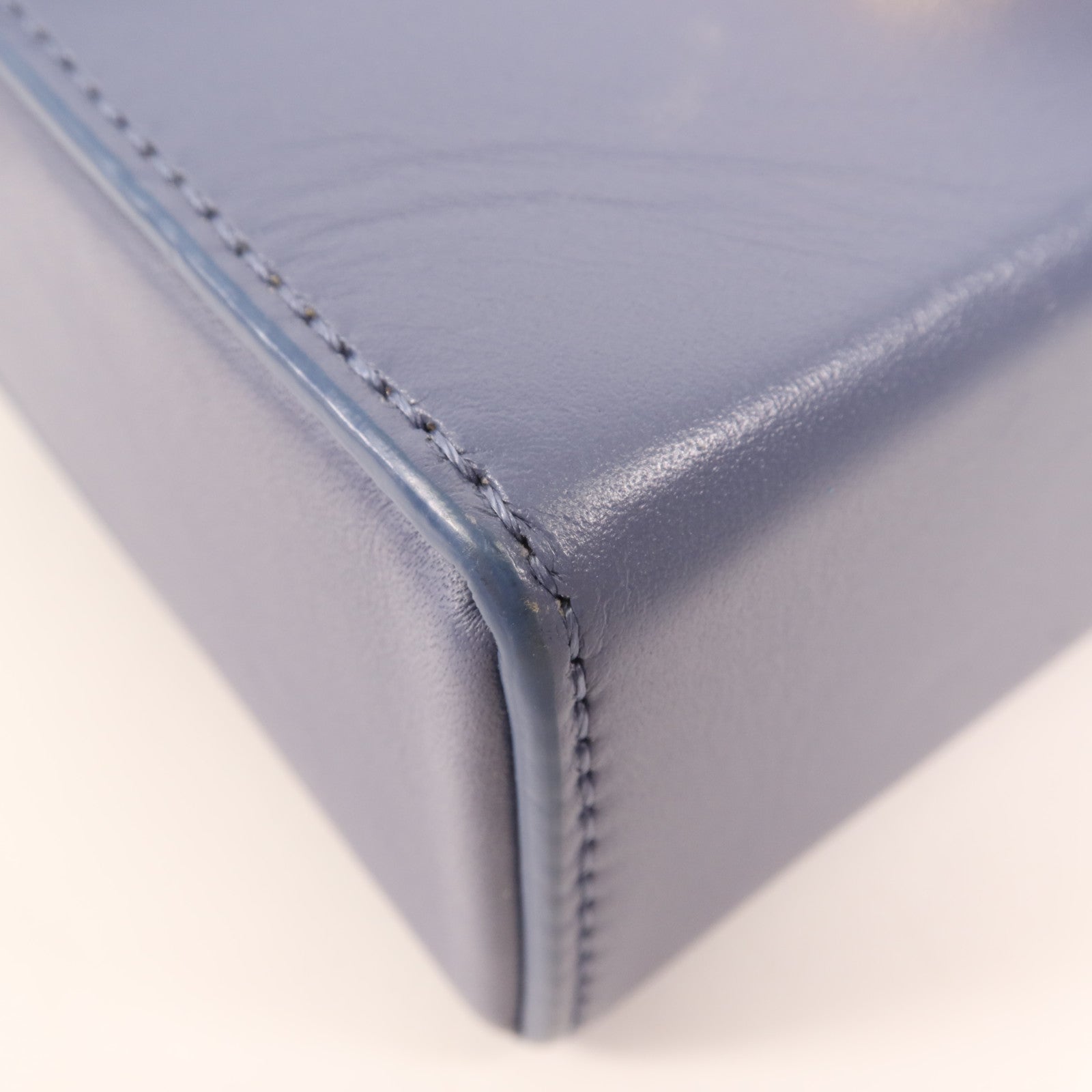 Dior 牛皮皮革Mini Montaigne金扣肩背袋