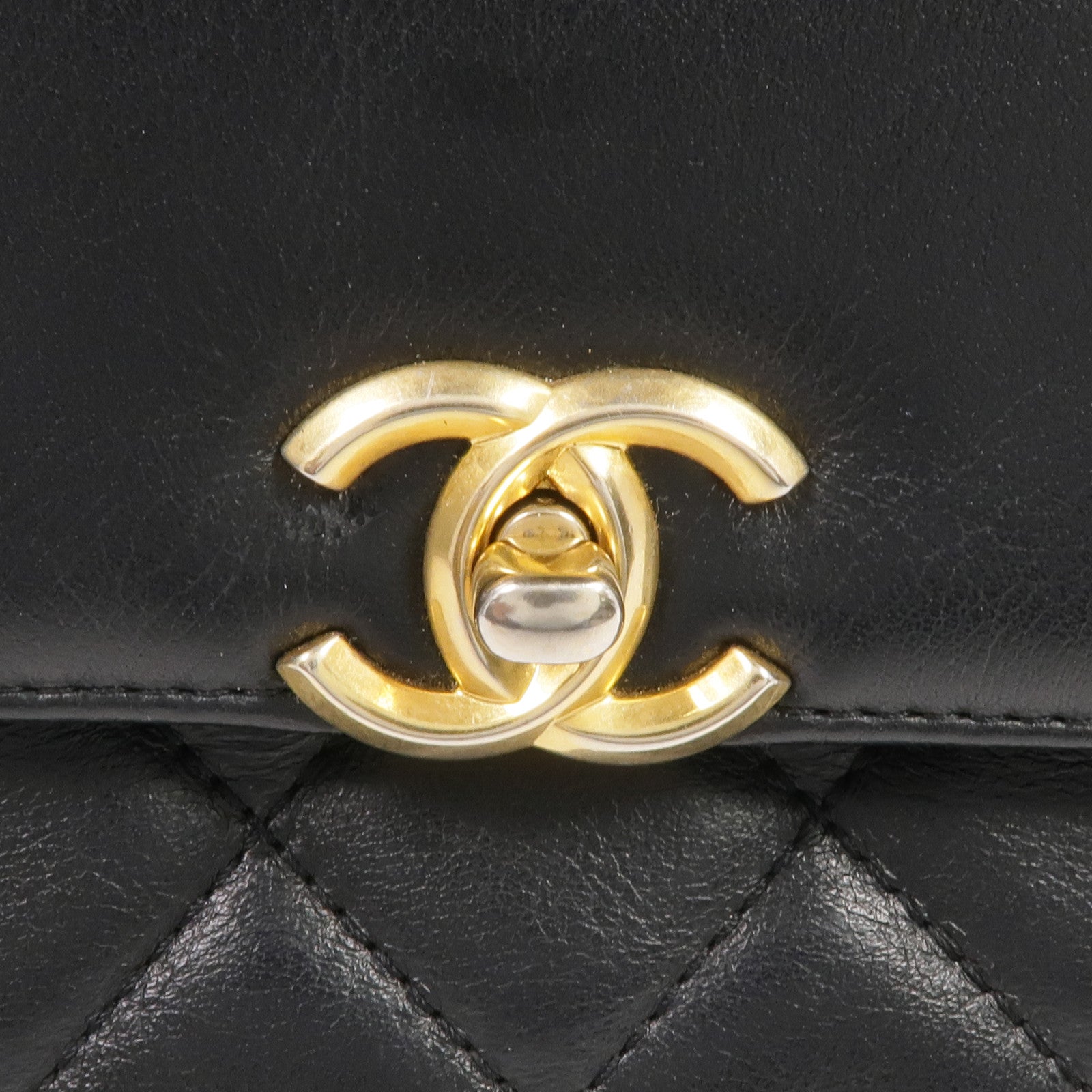CHANEL 牛皮皮革Chain Shoulder Bag金扣鏈帶肩背袋