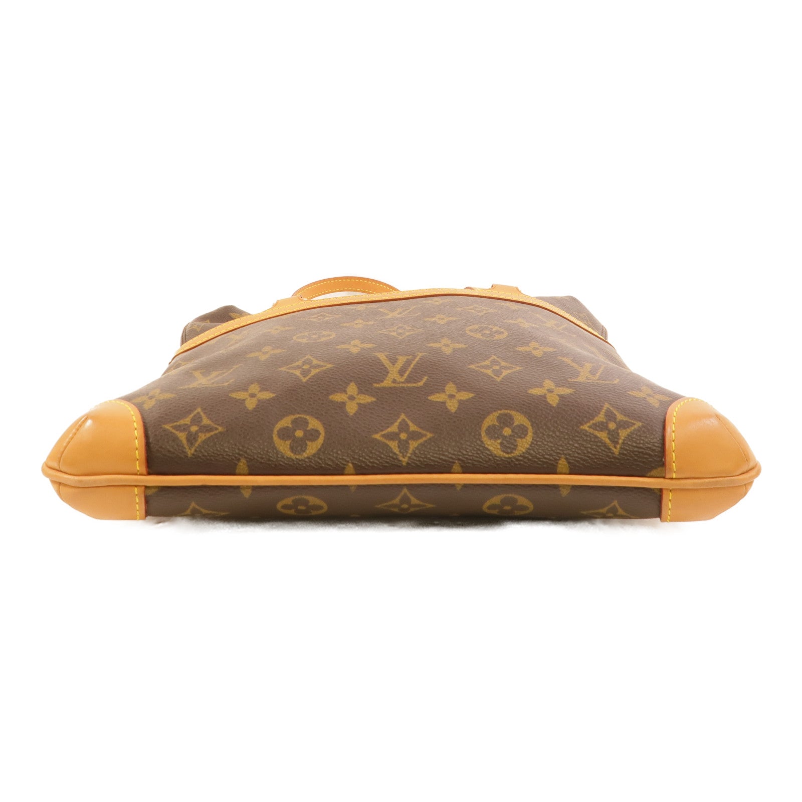 LOUIS VUITTON Monogram Coussin GM肩背袋