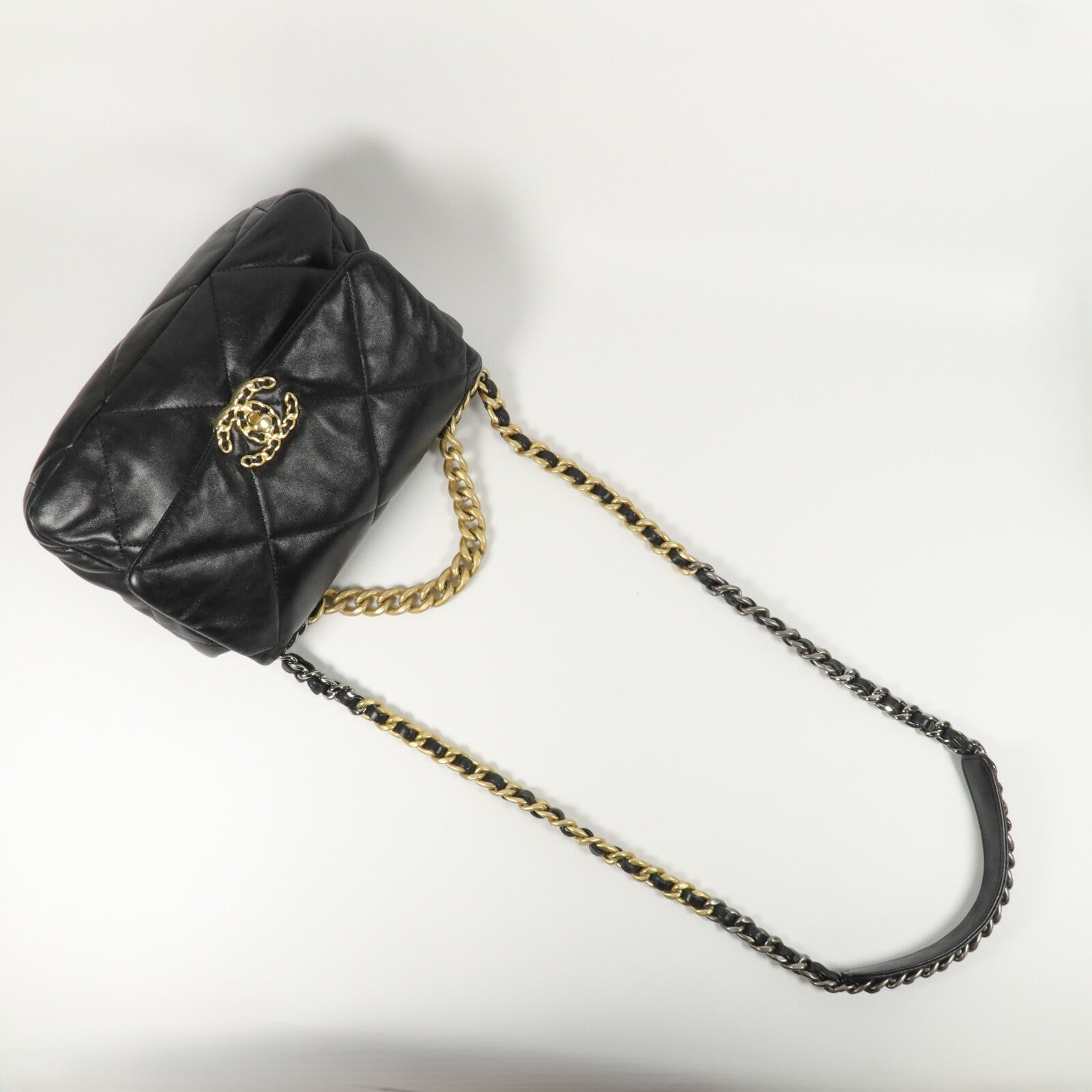 CHANEL 羊皮皮革C19 Small鏈帶手挽肩背兩用袋