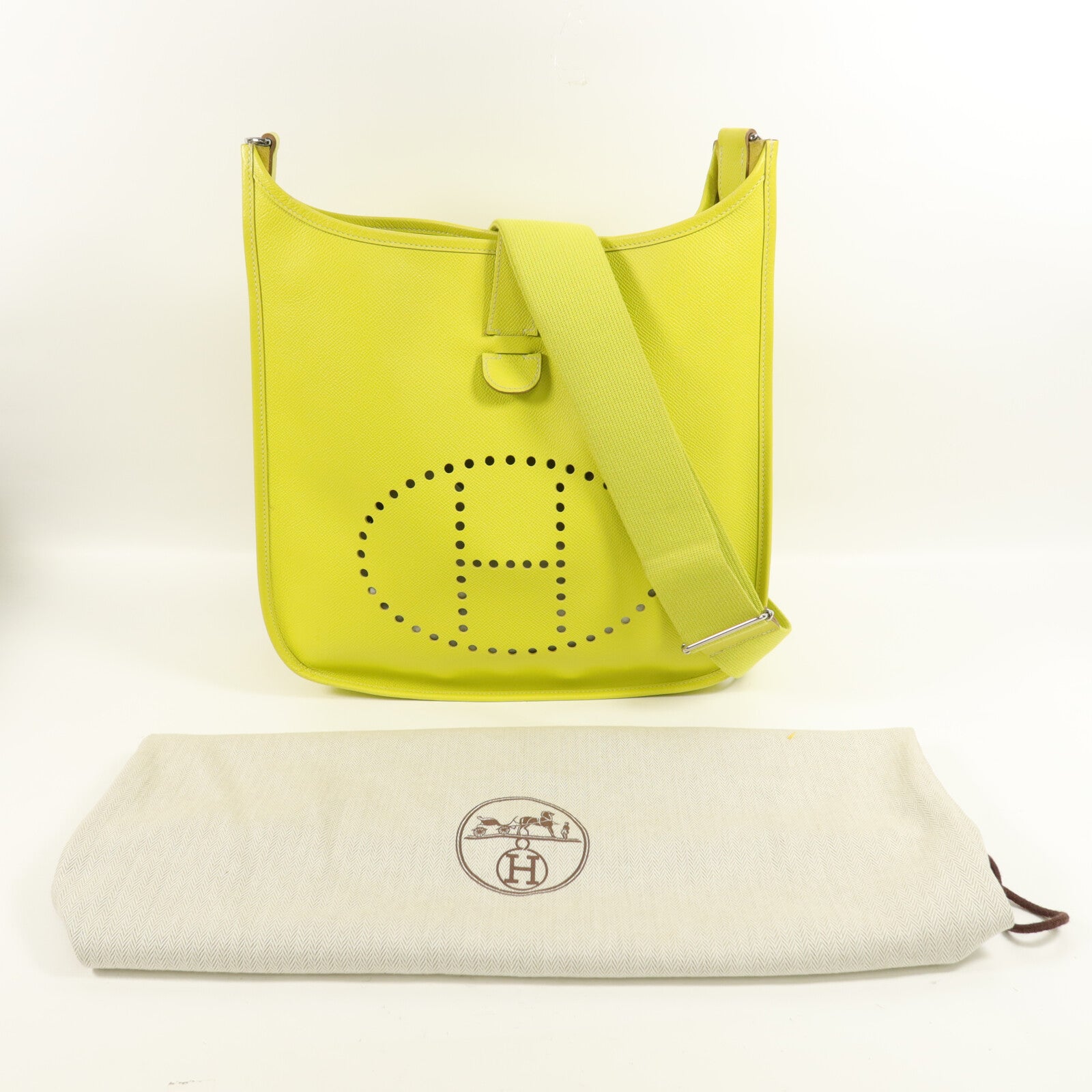 HERMES Epsom皮革Evelyne GM肩背袋Lime