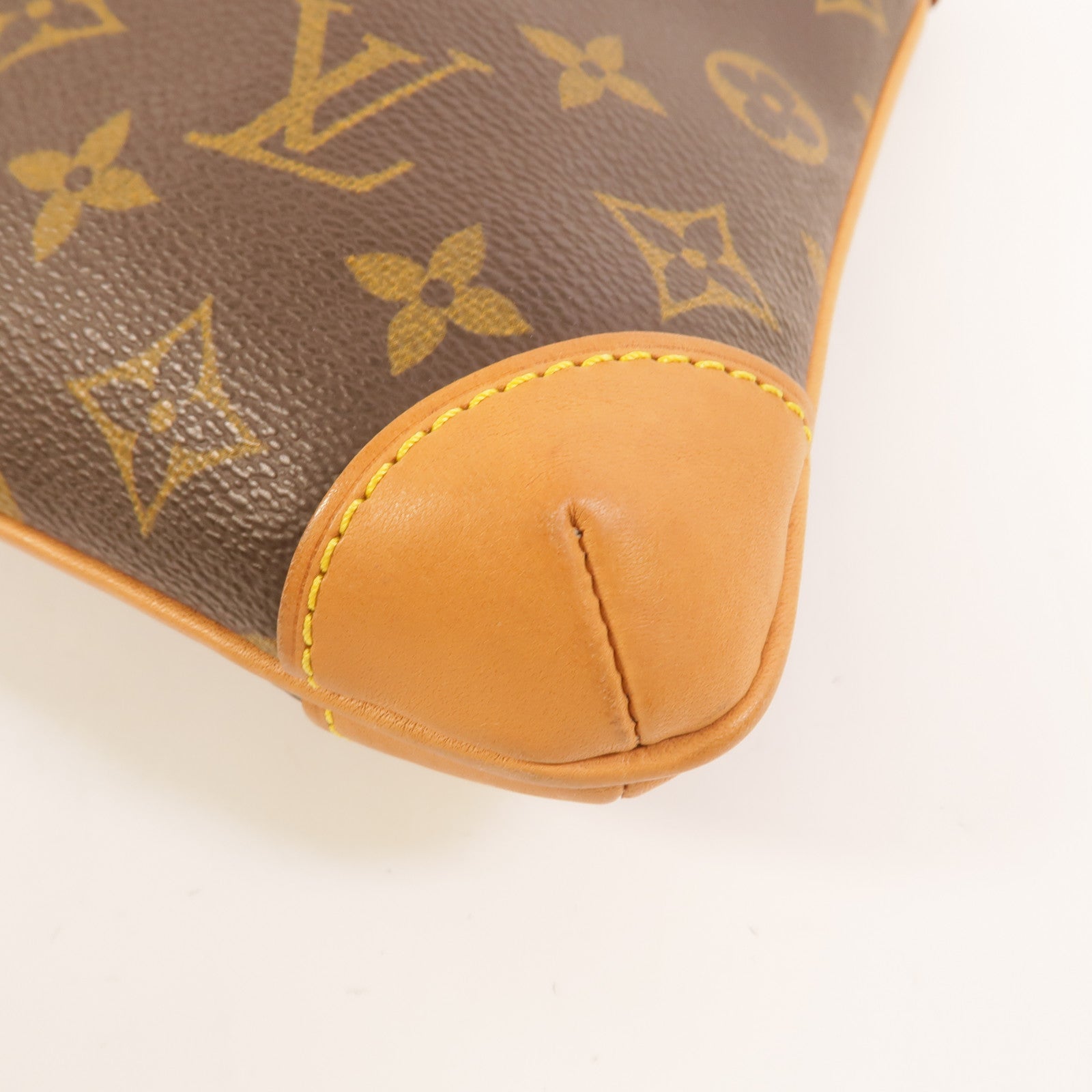LOUIS VUITTON Monogram Coussin GM肩背袋