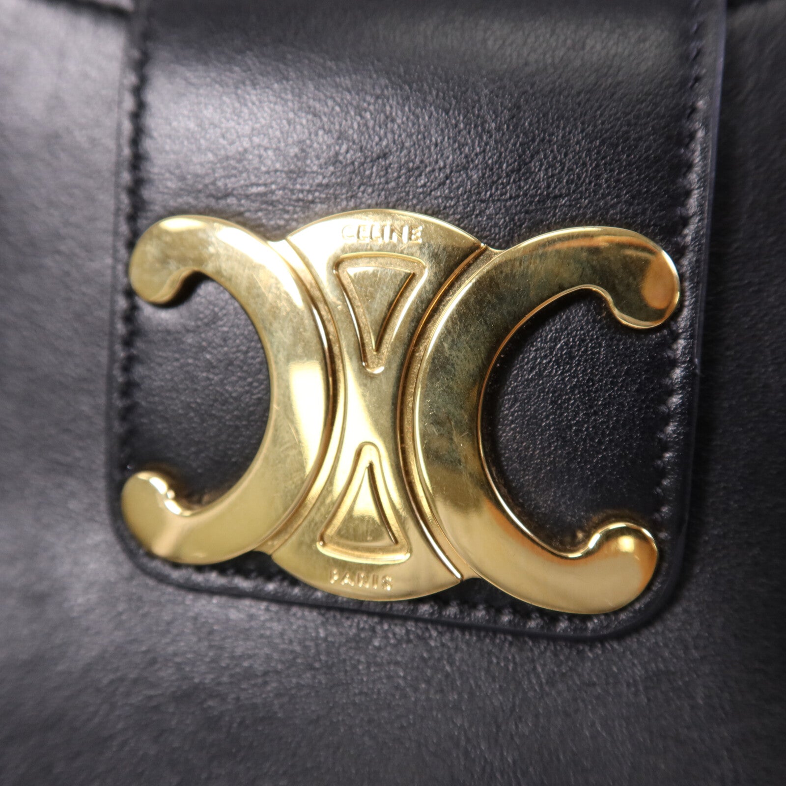 CELINE 牛皮皮革Ava Medium金扣肩背袋