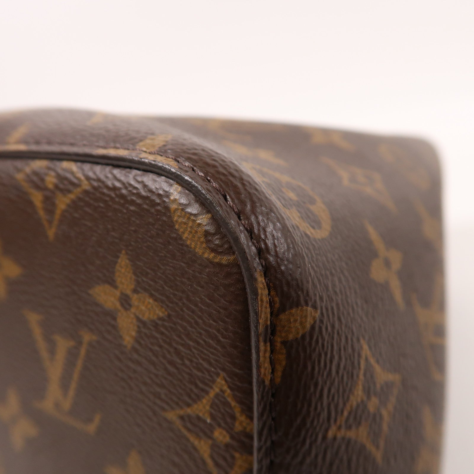 LOUIS VUITTON Monogram NeoNoe MM金扣肩背袋棕色