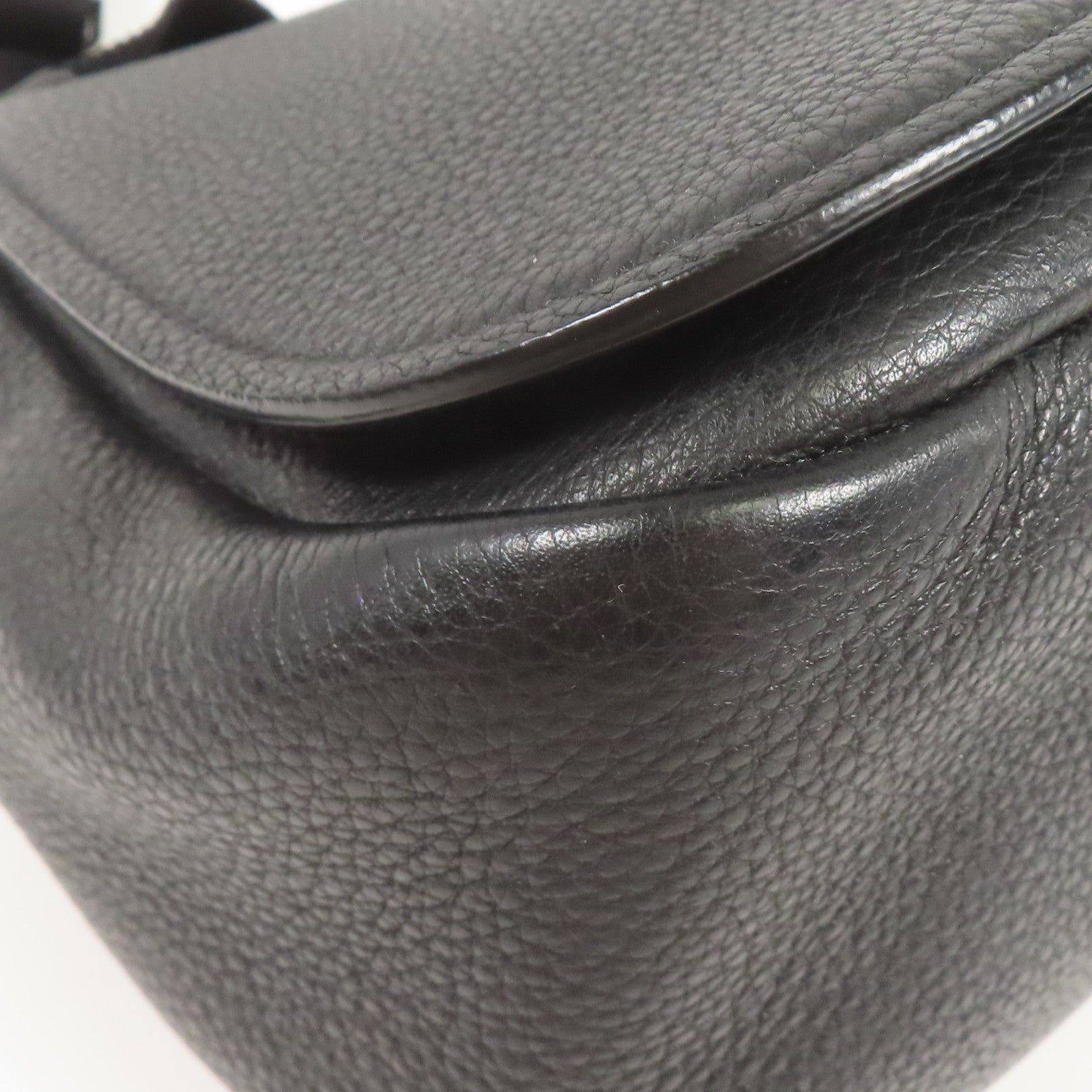 PRADA 牛皮皮革Shoulder Bag銀扣肩背袋