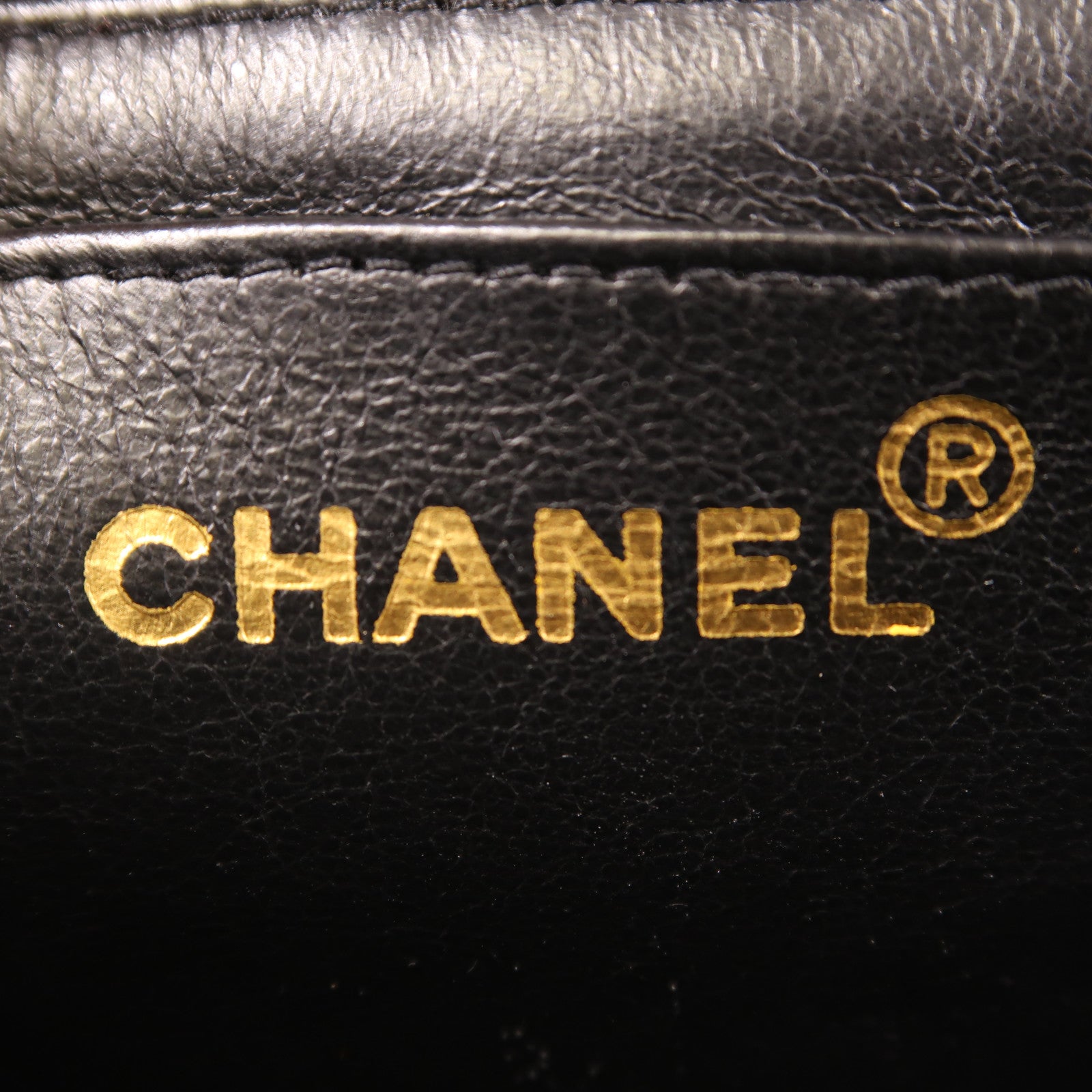 CHANEL 牛皮皮革Vintage Chain Shoulder金扣鏈帶肩背袋