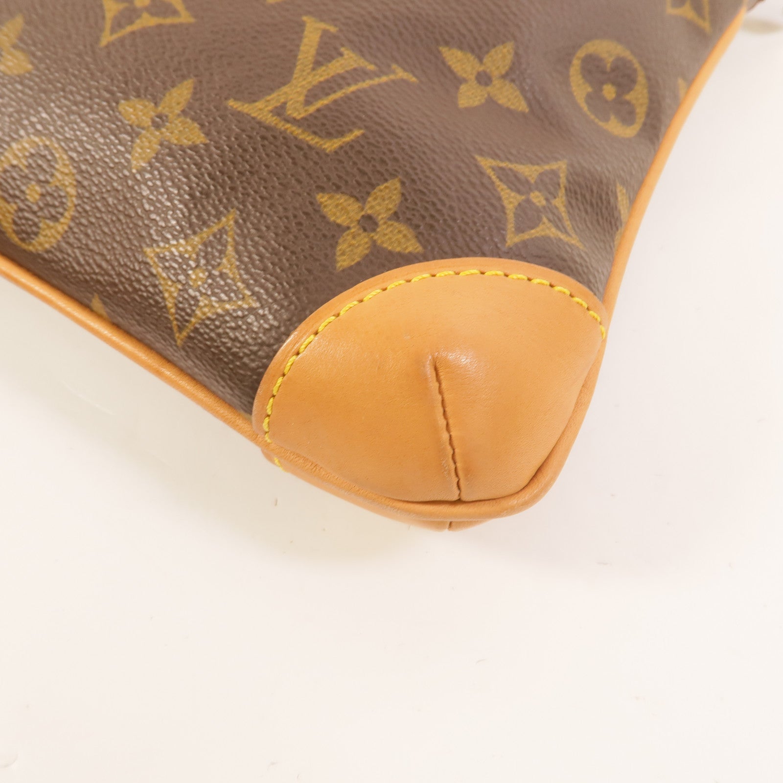 LOUIS VUITTON Monogram Coussin GM肩背袋