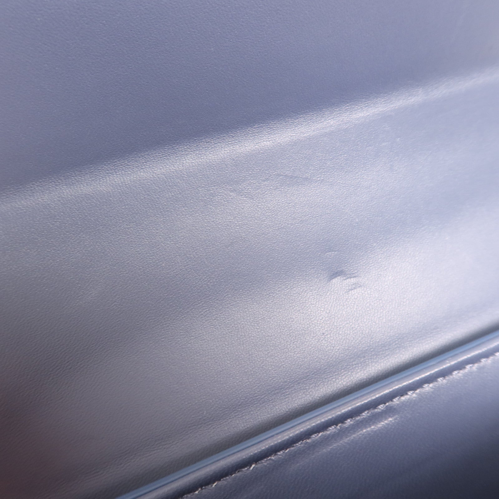 Dior 牛皮皮革Mini Montaigne金扣肩背袋