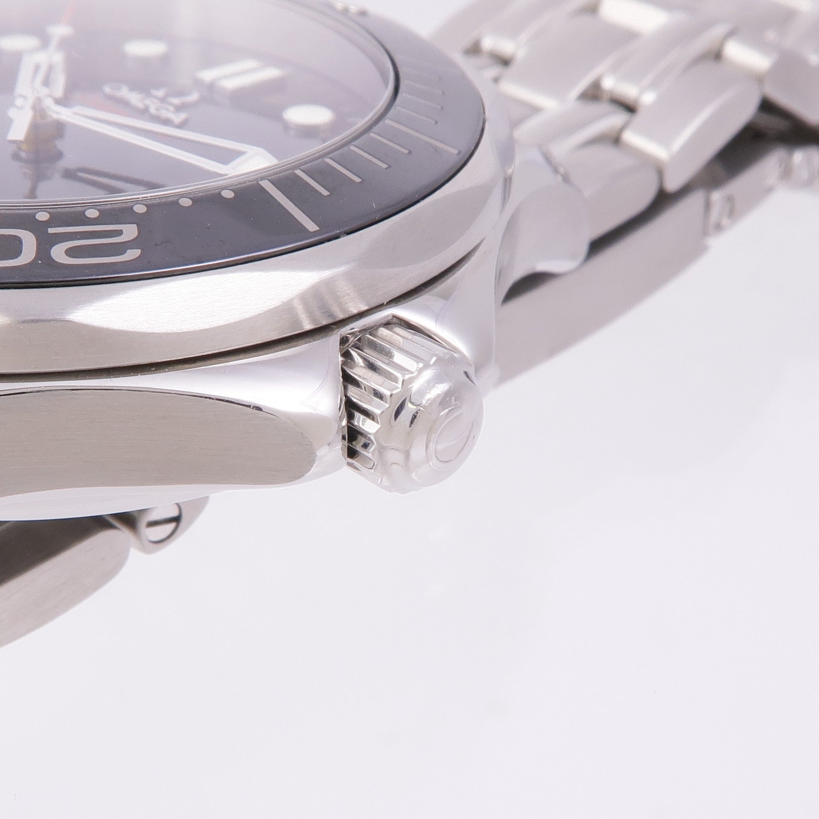 OMEGA Seamaster Diver 300 M 212.30.41.20.01.003