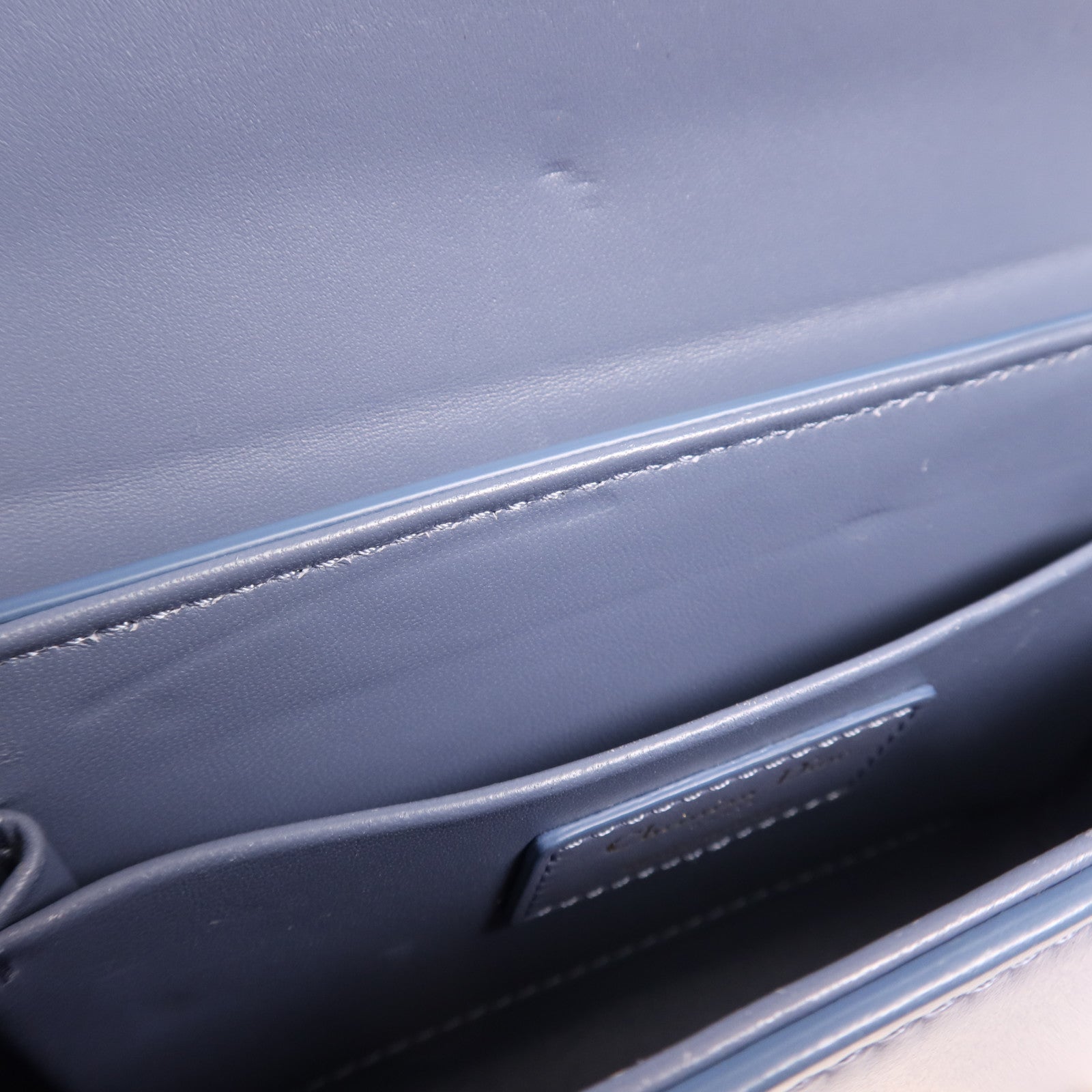 Dior 牛皮皮革Mini Montaigne金扣肩背袋