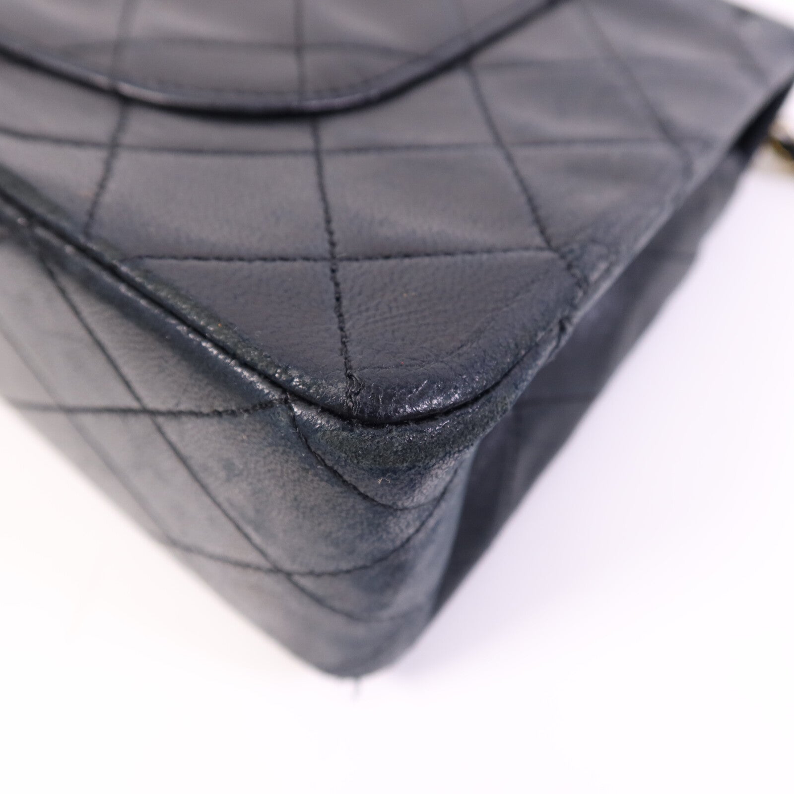 CHANEL 羊皮皮革Vintage Chain Shoulder金扣鏈帶肩背袋