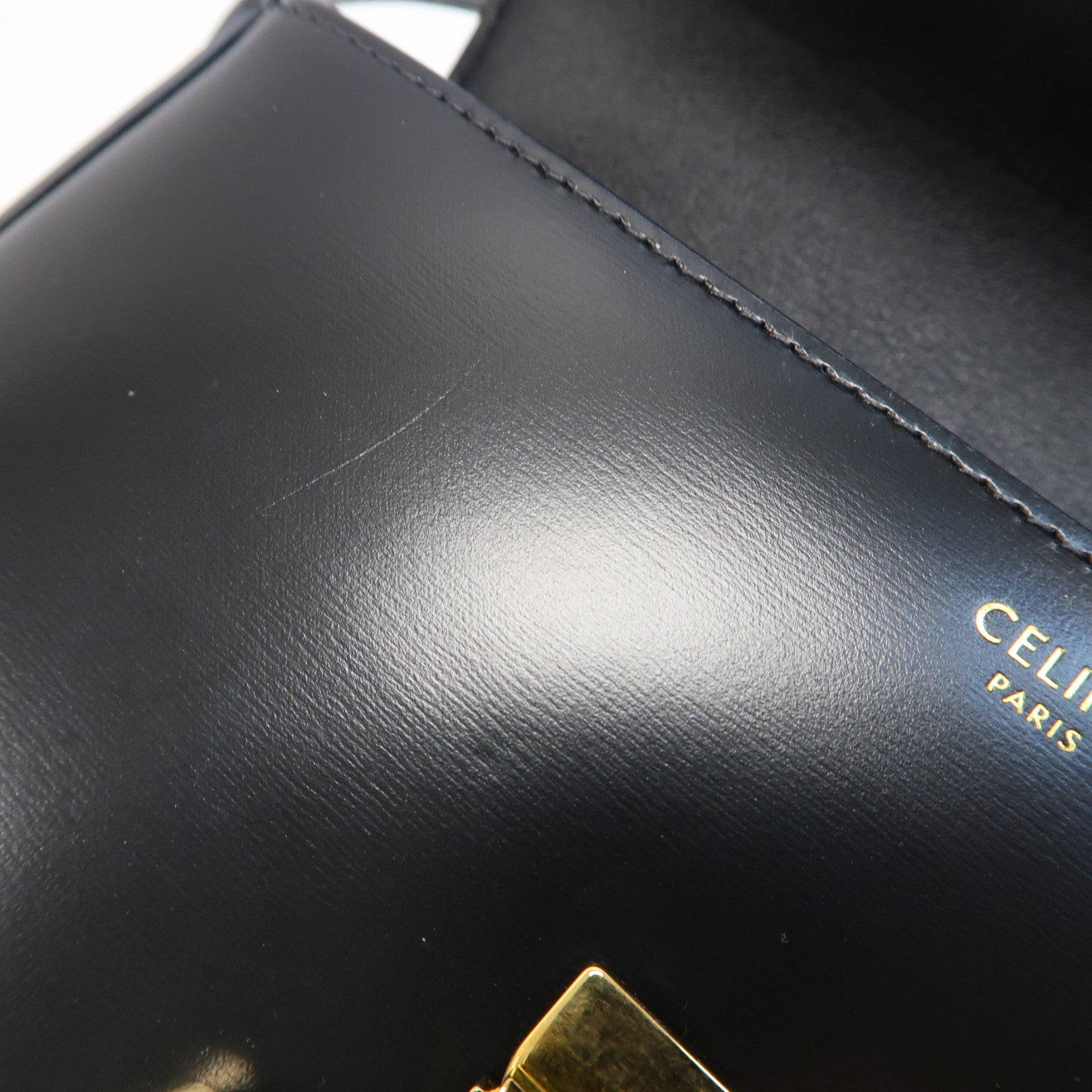 CELINE 牛皮皮革Claude金扣肩背袋黑色
