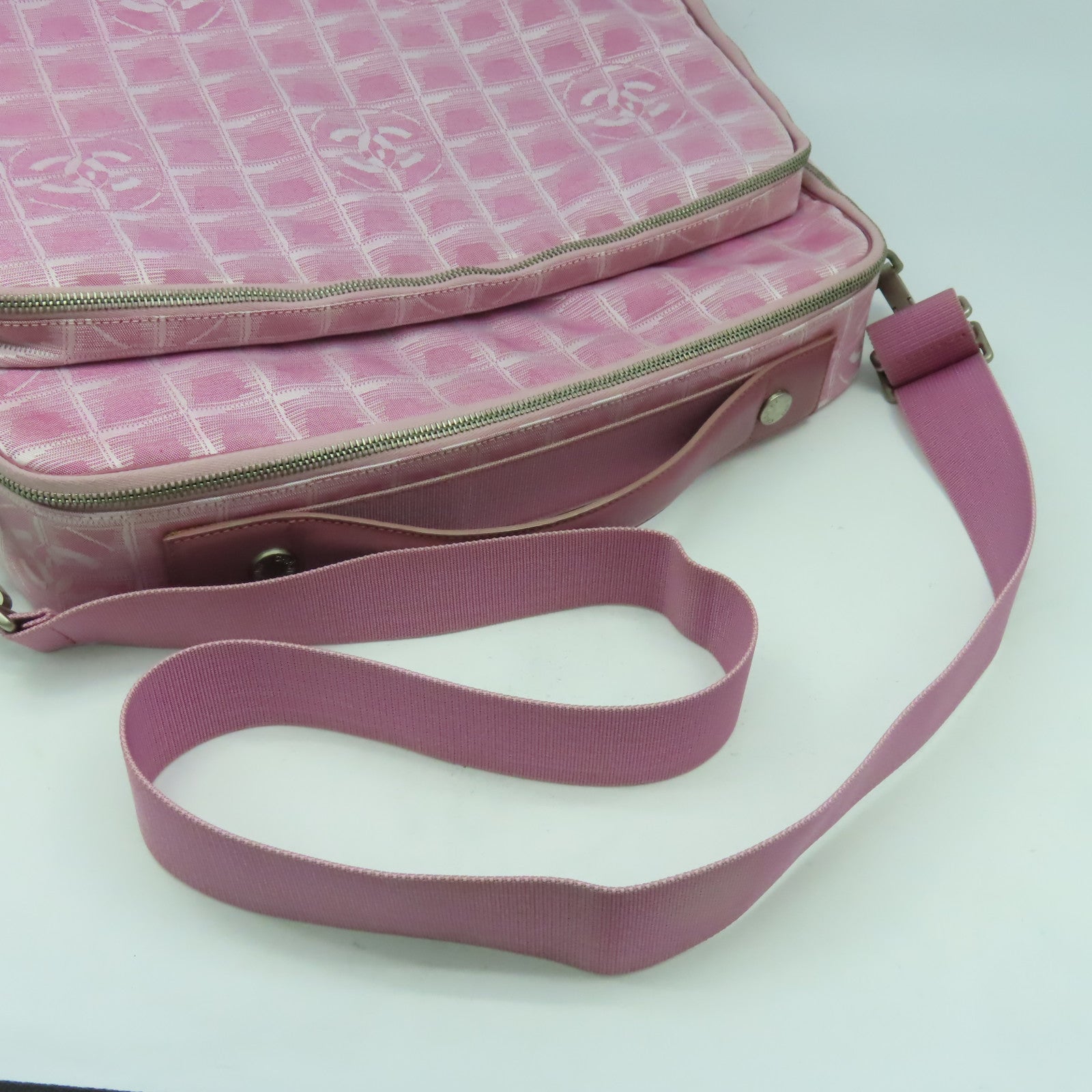 CHANEL 【激減優惠】帆布Travel Line手挽肩背兩用袋粉紅色