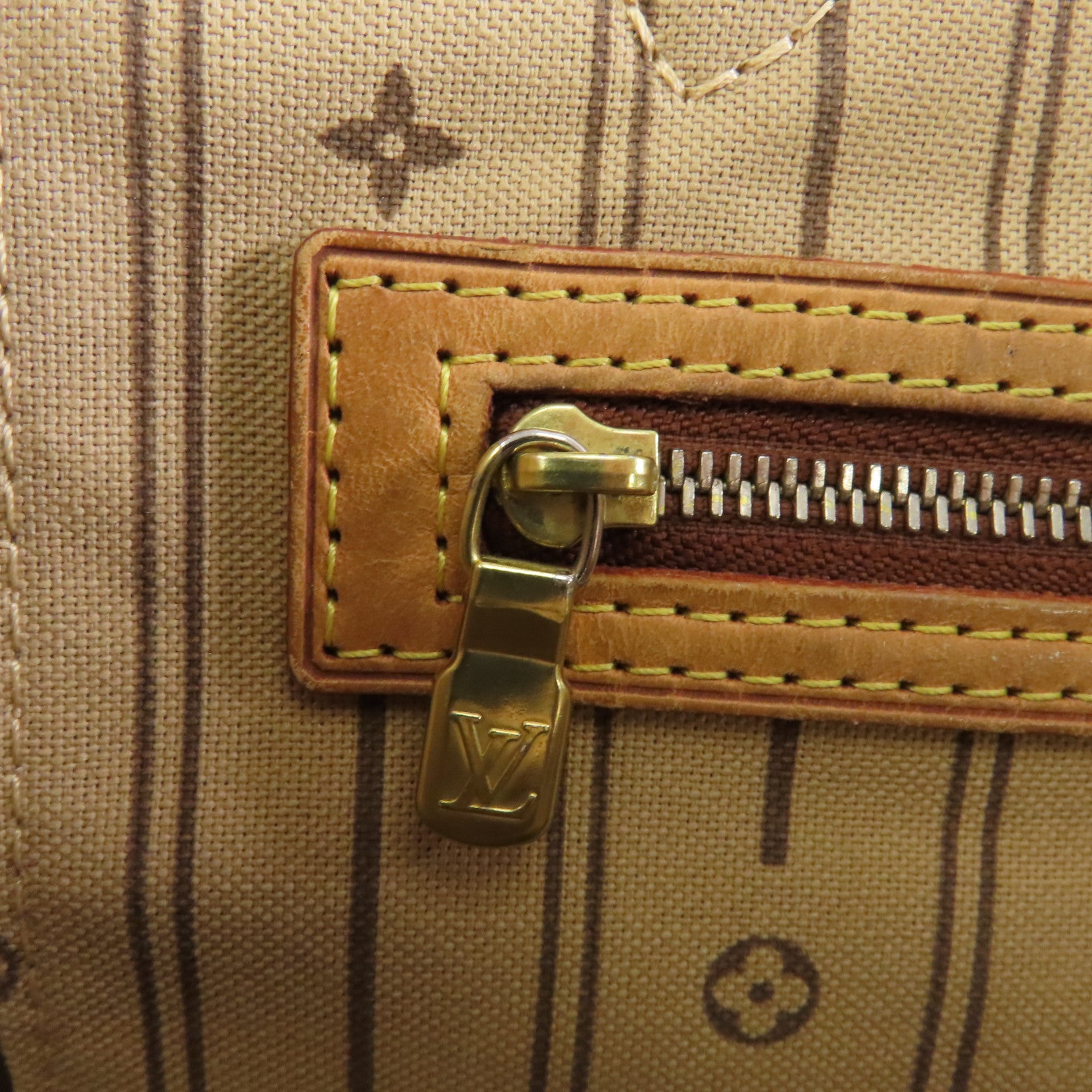 LOUIS VUITTON Monogram Neverfull MM金扣手挽袋啡色