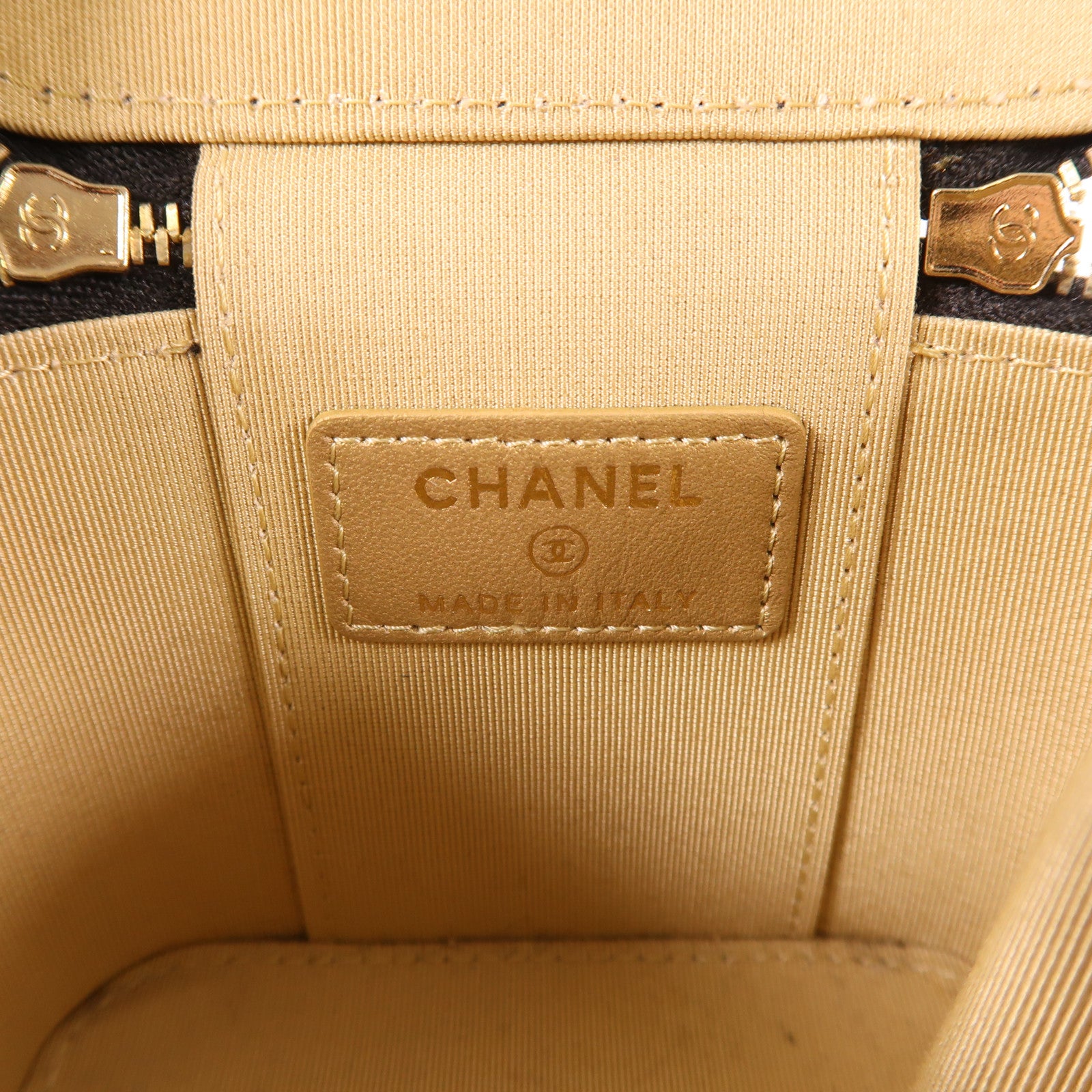 CHANEL CC GHW Mini Vanity Case With Gold Ball Chain Shoulder Bag Lambskin Black