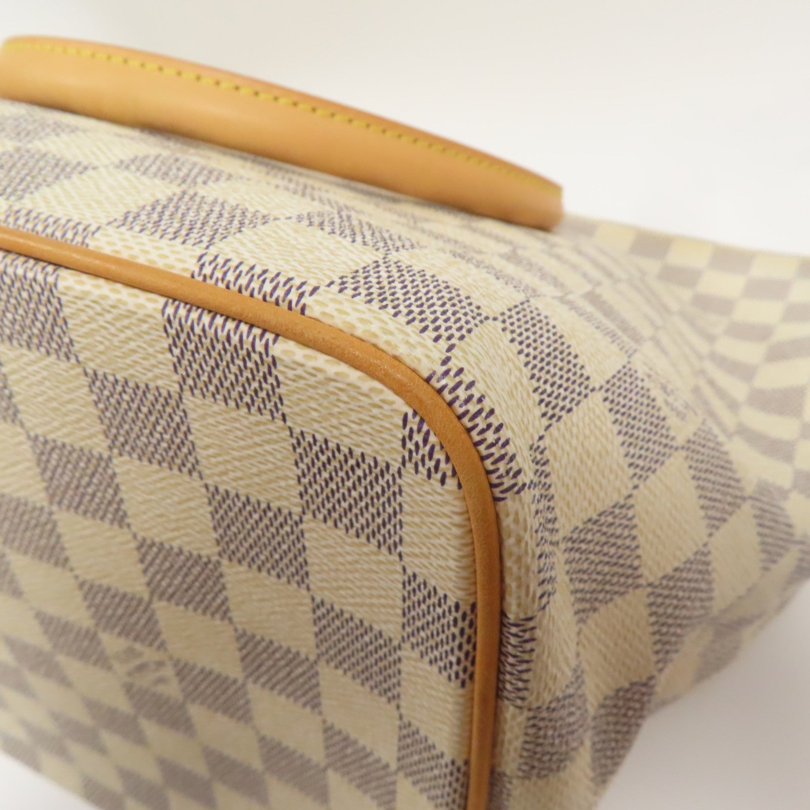LOUIS VUITTON 【激減優惠】Damier Azur Saleya MM金扣手挽袋白色
