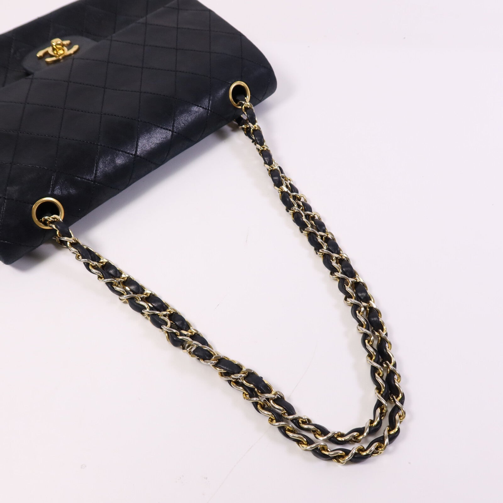 CHANEL 羊皮皮革Vintage Chain Shoulder金扣鏈帶肩背袋