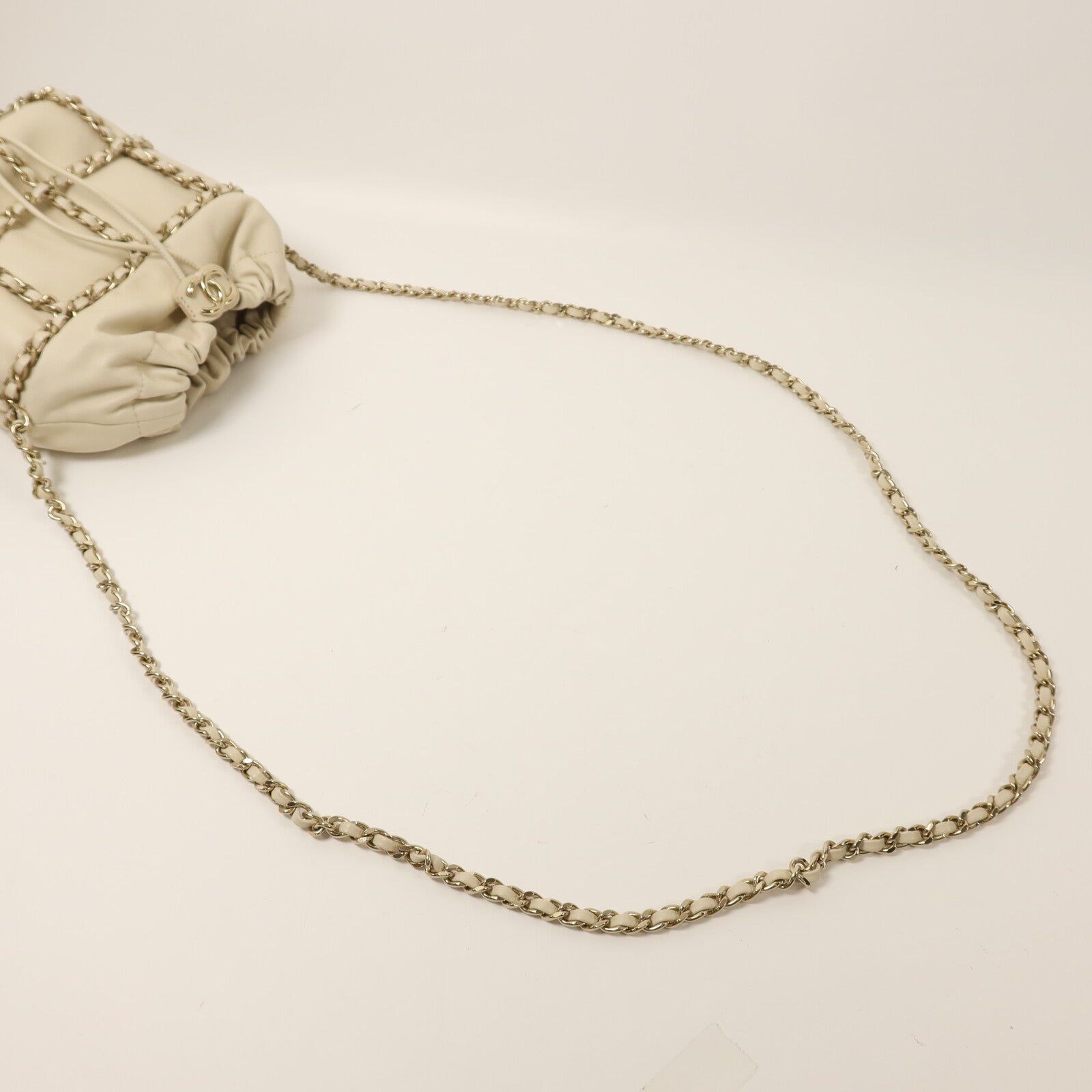 CHANEL 羊皮皮革Bucket Chain Bag鏈帶肩背袋