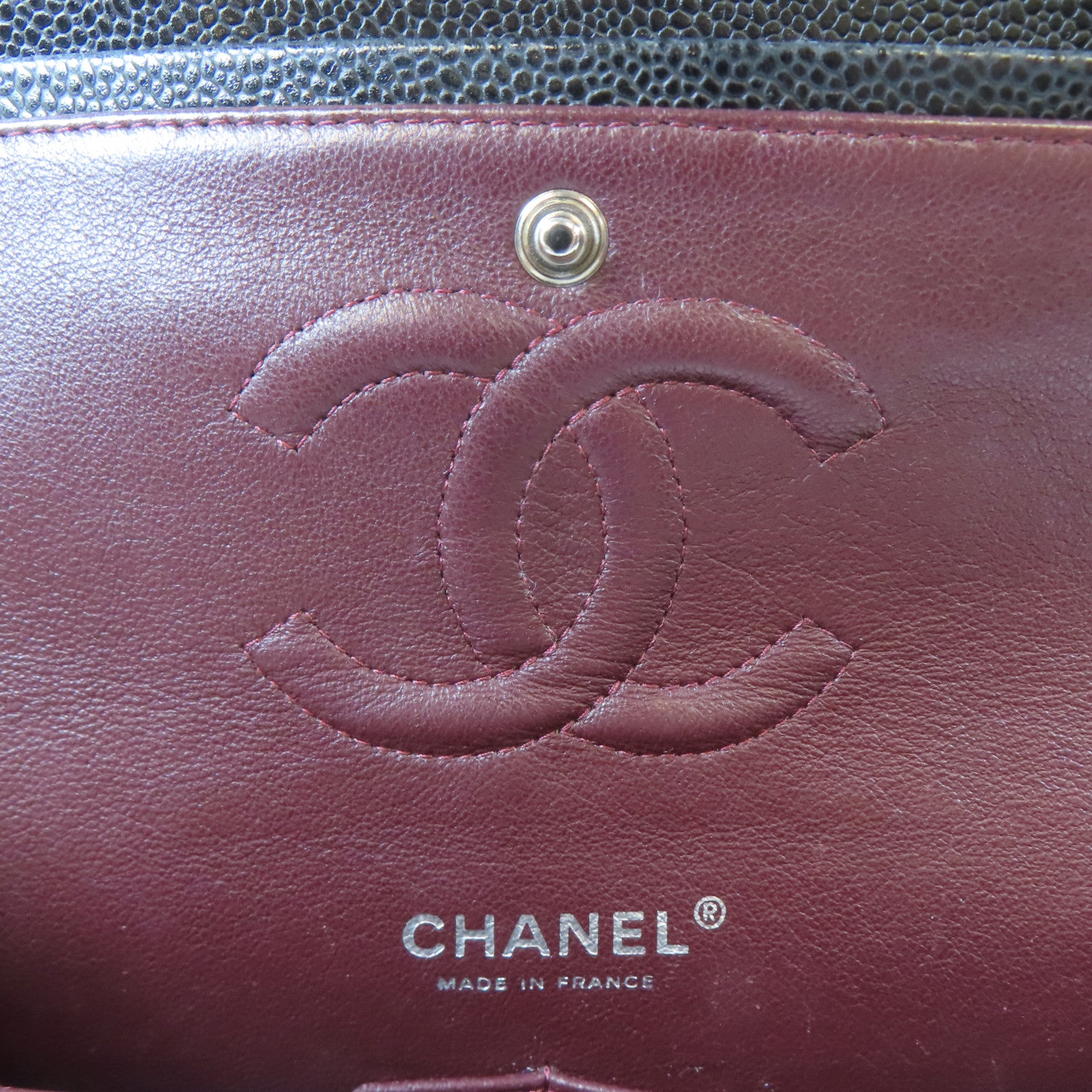 CHANEL 菱格Caviar皮革Classic Flap 25銀扣鏈帶肩背袋黑色