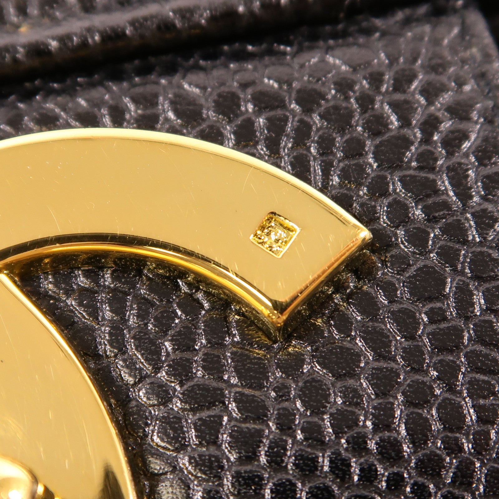 CHANEL 牛皮皮革Vintage Chain Shoulder金扣鏈帶肩背袋