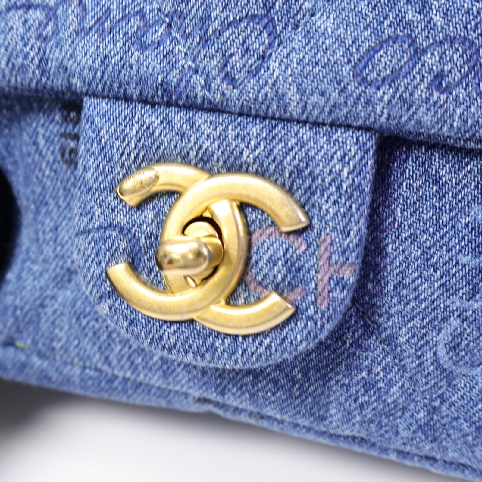 CHANEL 牛仔布Chain Shoulder Bag鏈帶肩背袋