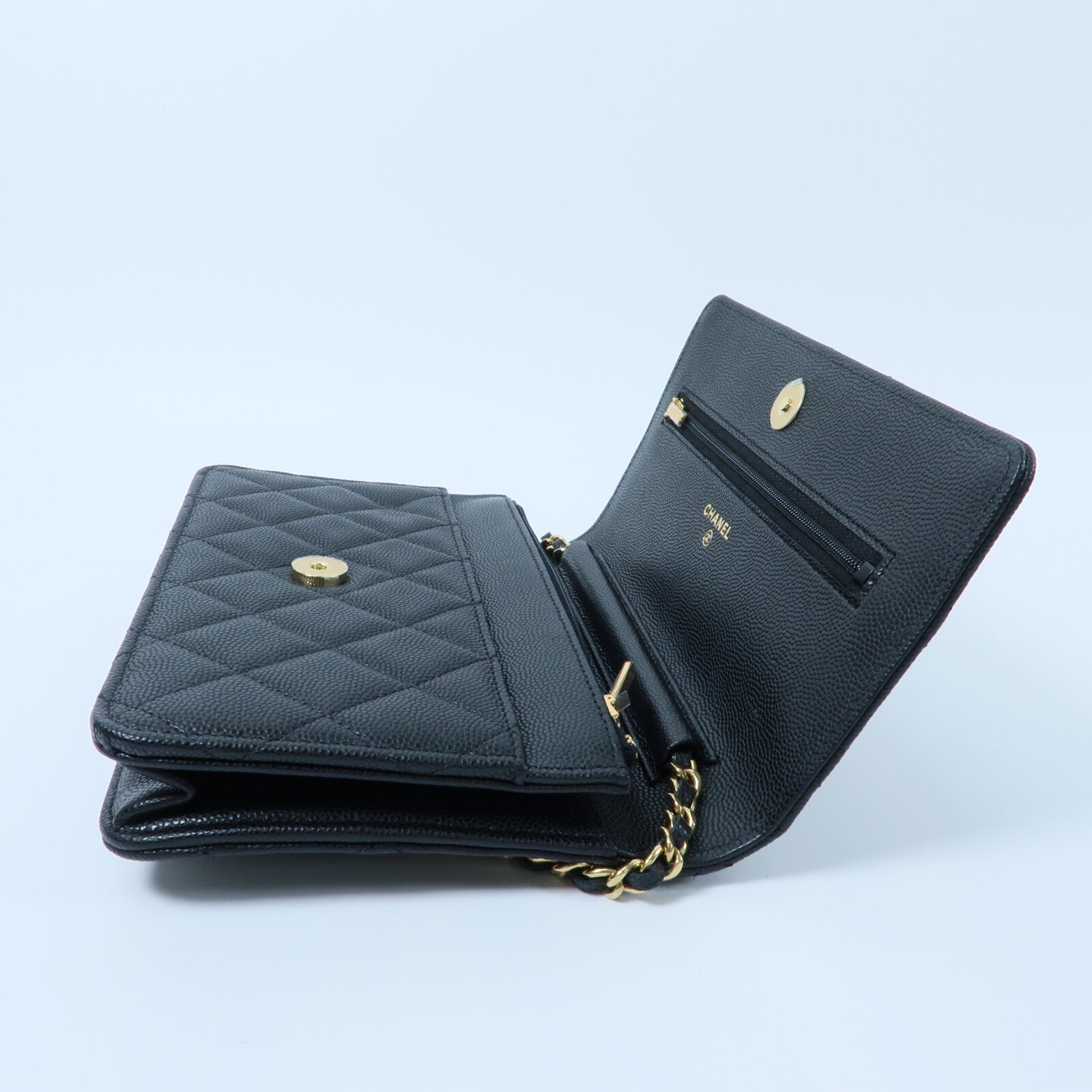CHANEL 牛皮皮革WOC Wallet On Chain鏈帶肩背袋