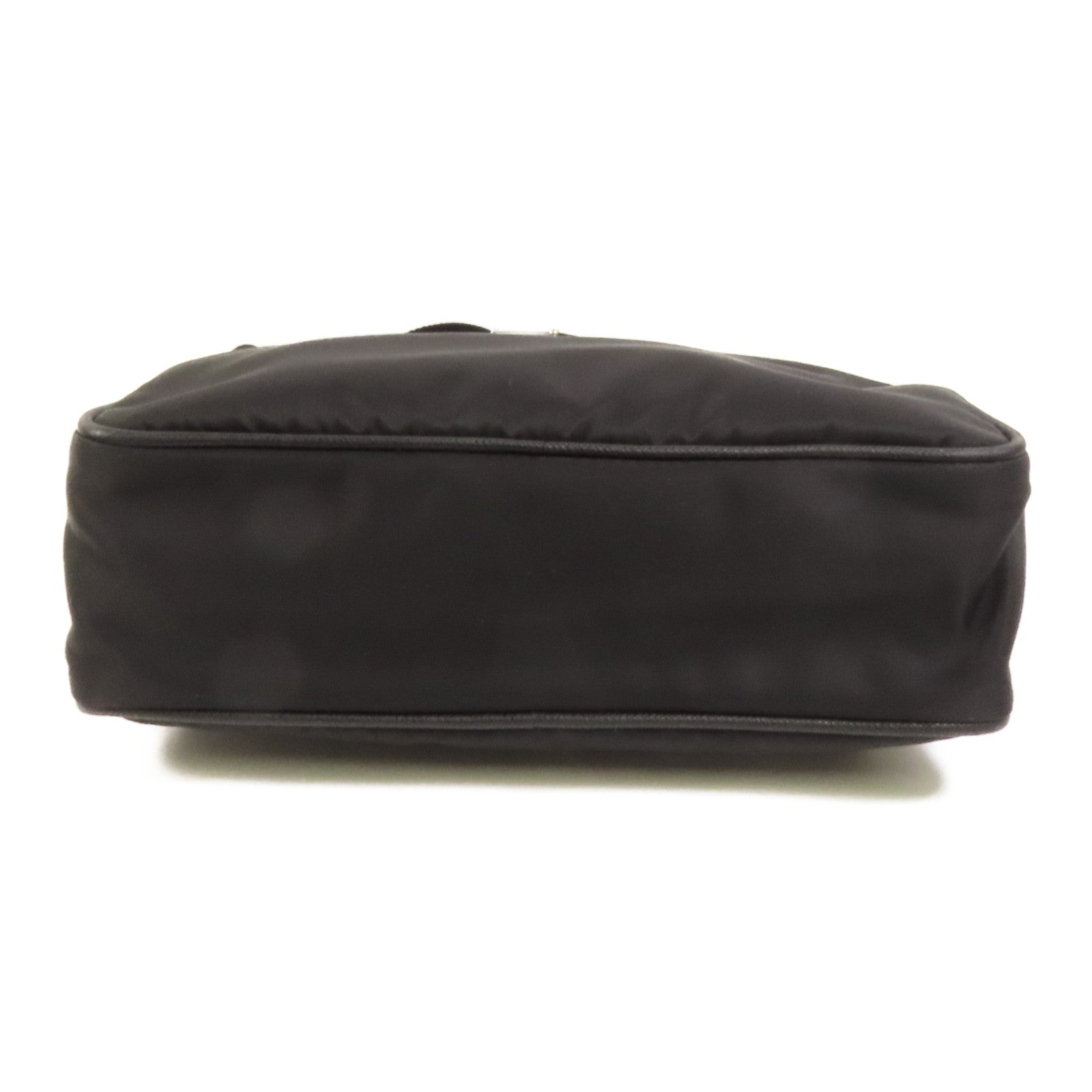 PRADA 尼龍Shoulder Bag銀扣肩背袋