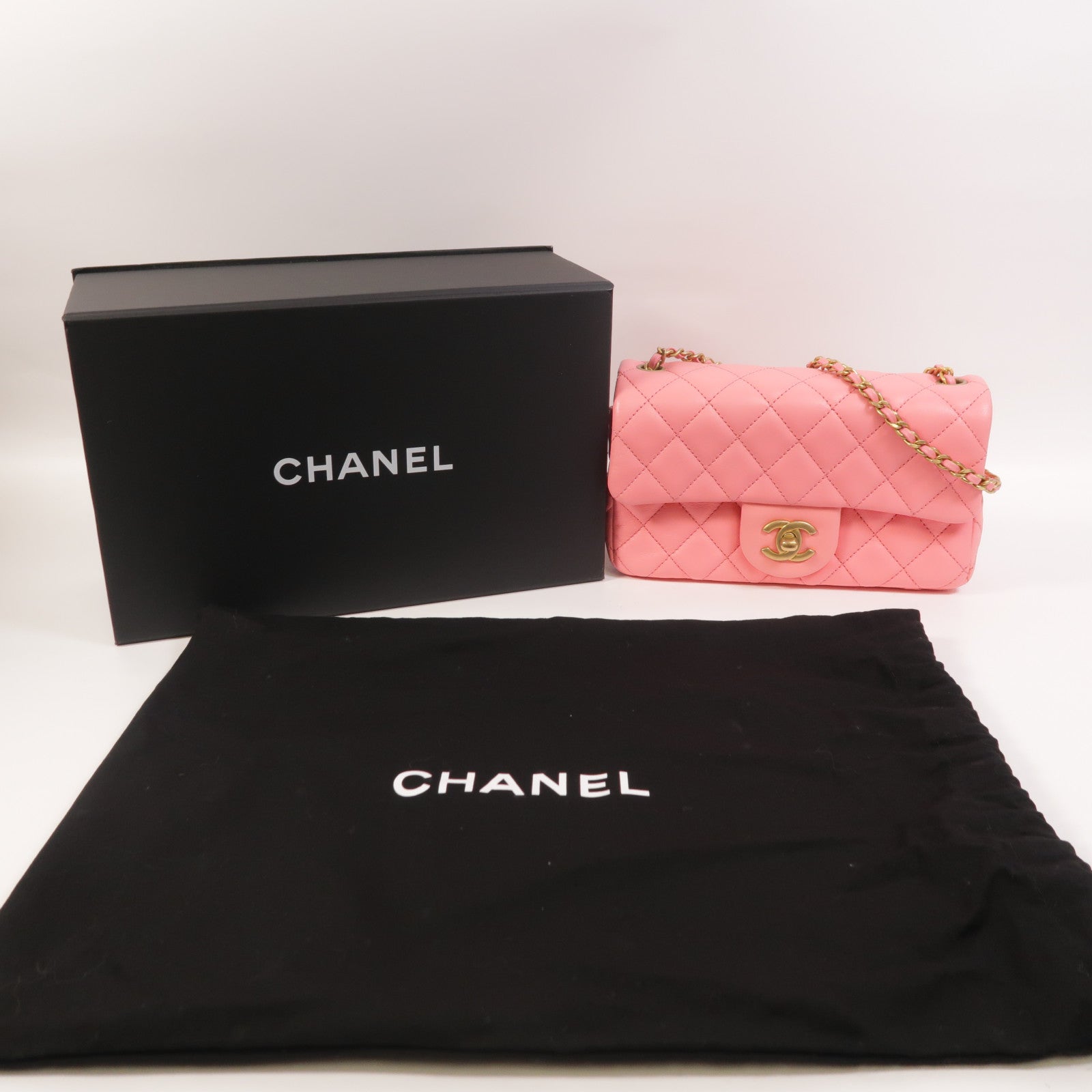 CHANEL 羊皮皮革Classic 20 With Gold Ball鏈帶肩背袋