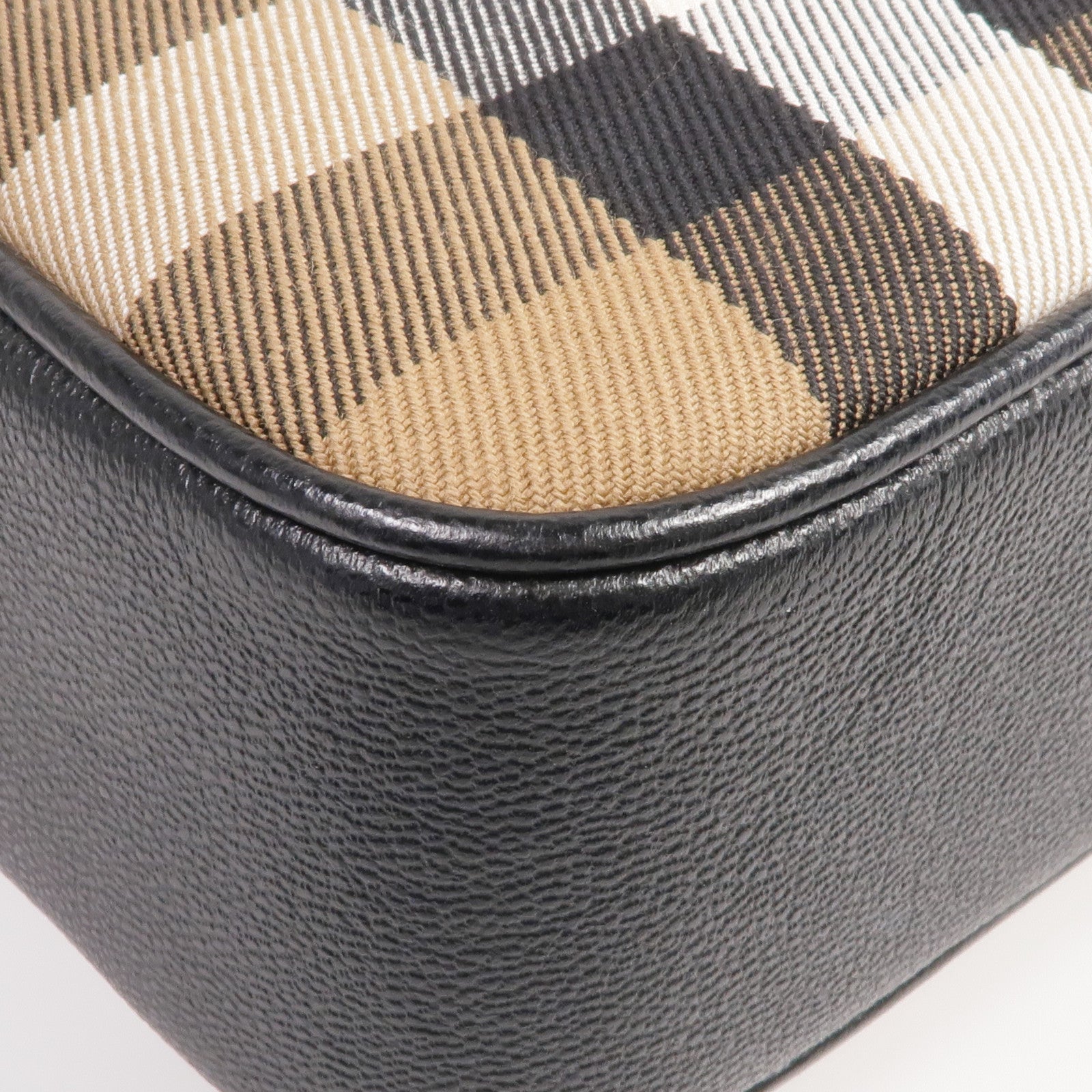 BURBERRY 帆布Shoulder Bag金扣肩背袋