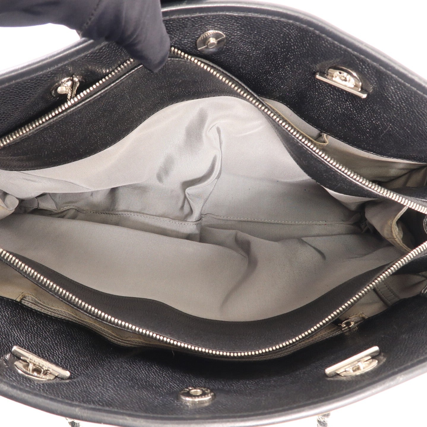 CHANEL 牛皮皮革Chain Shoulder銀扣鏈帶肩背袋