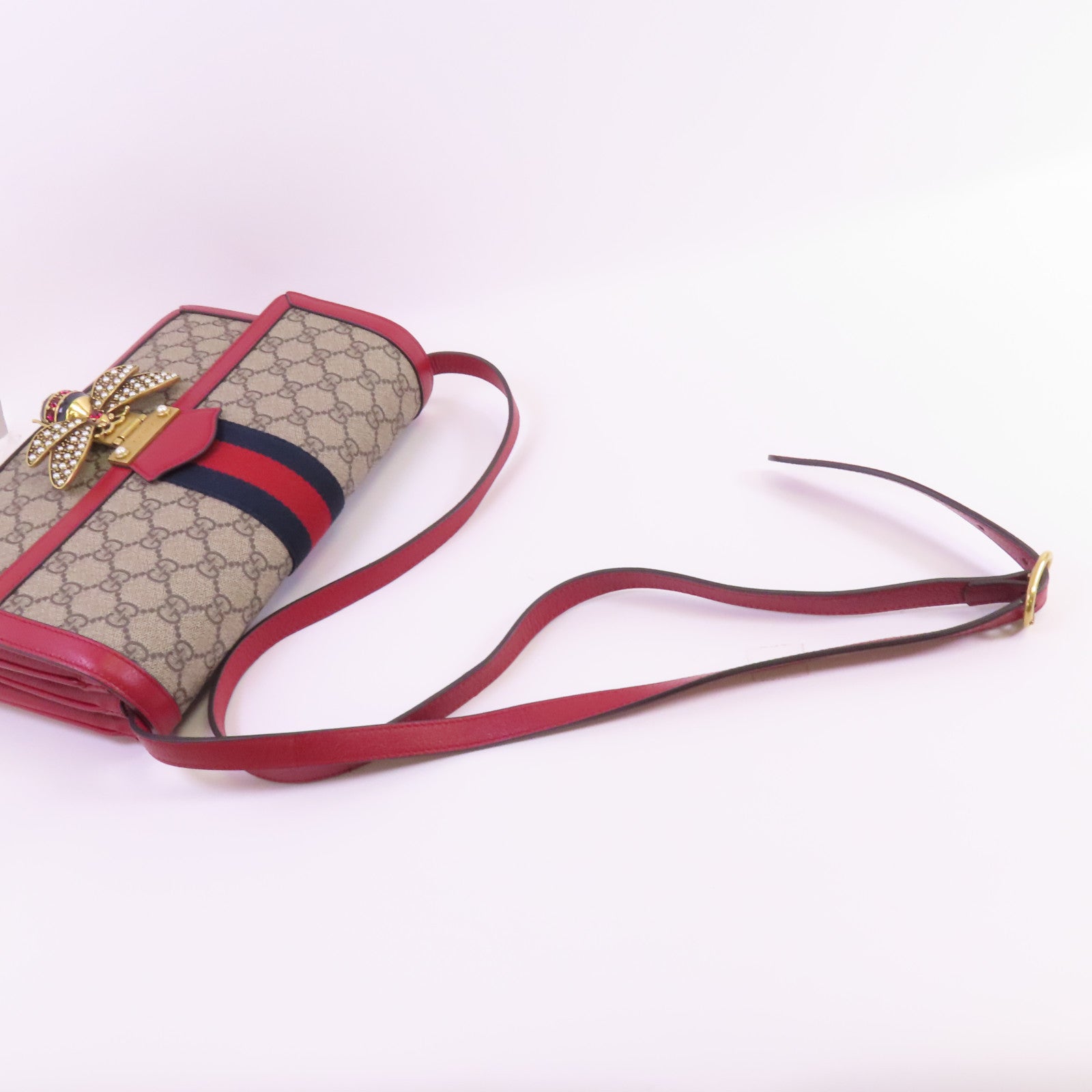 GUCCI 【激減優惠】塗層帆布GG Supreme Queen Margaret Medium金扣鏈帶肩背袋