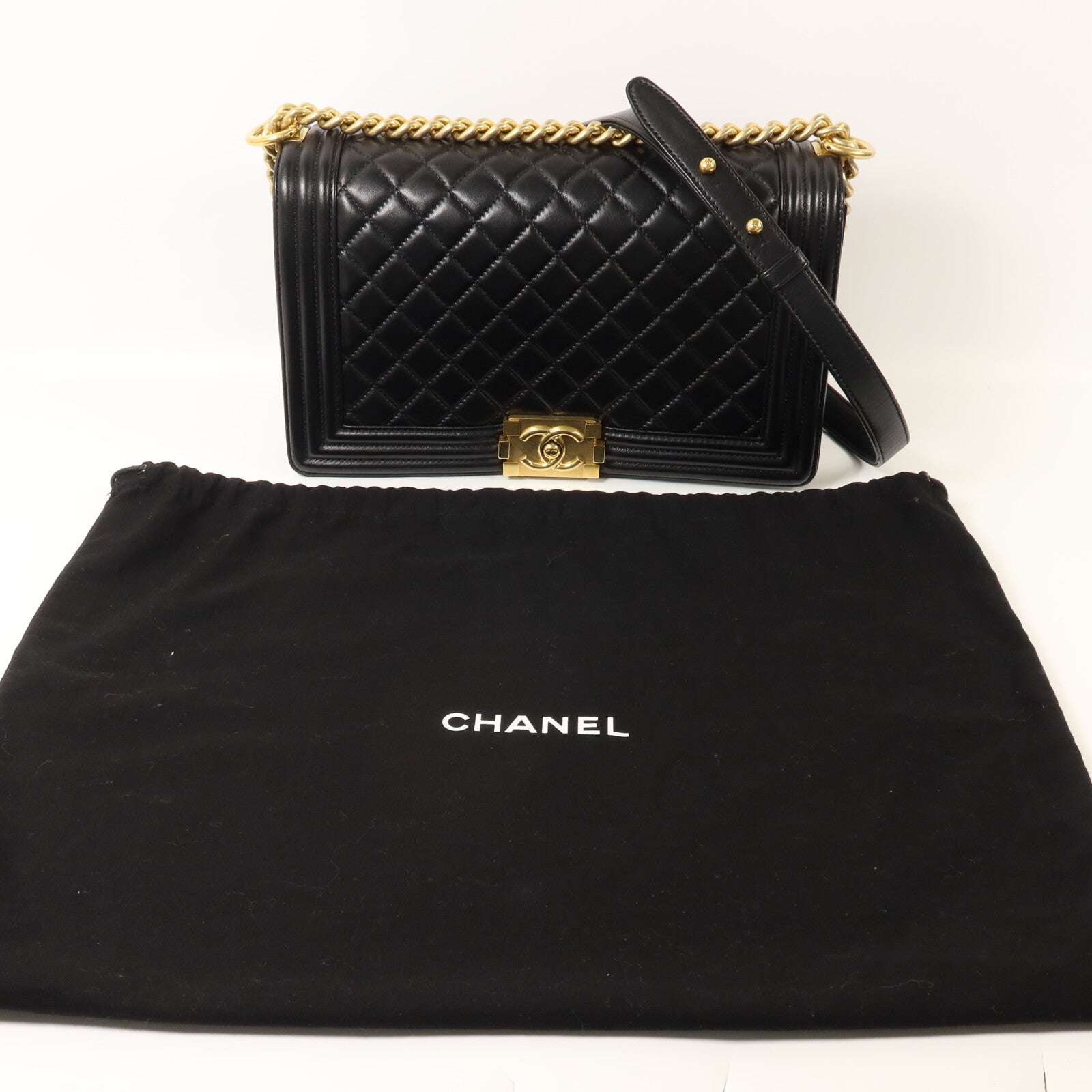 CHANEL 羊皮皮革Boy 28鏈帶肩背袋