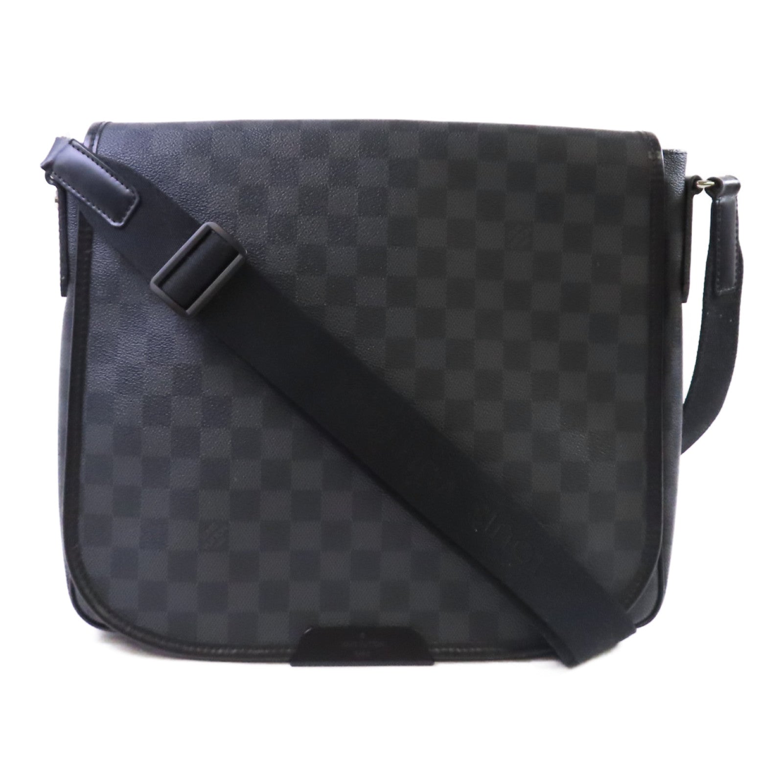 LOUIS VUITTON Damier Graphite Daniel MM Shoulder Bag銀扣肩背袋黑色/灰色