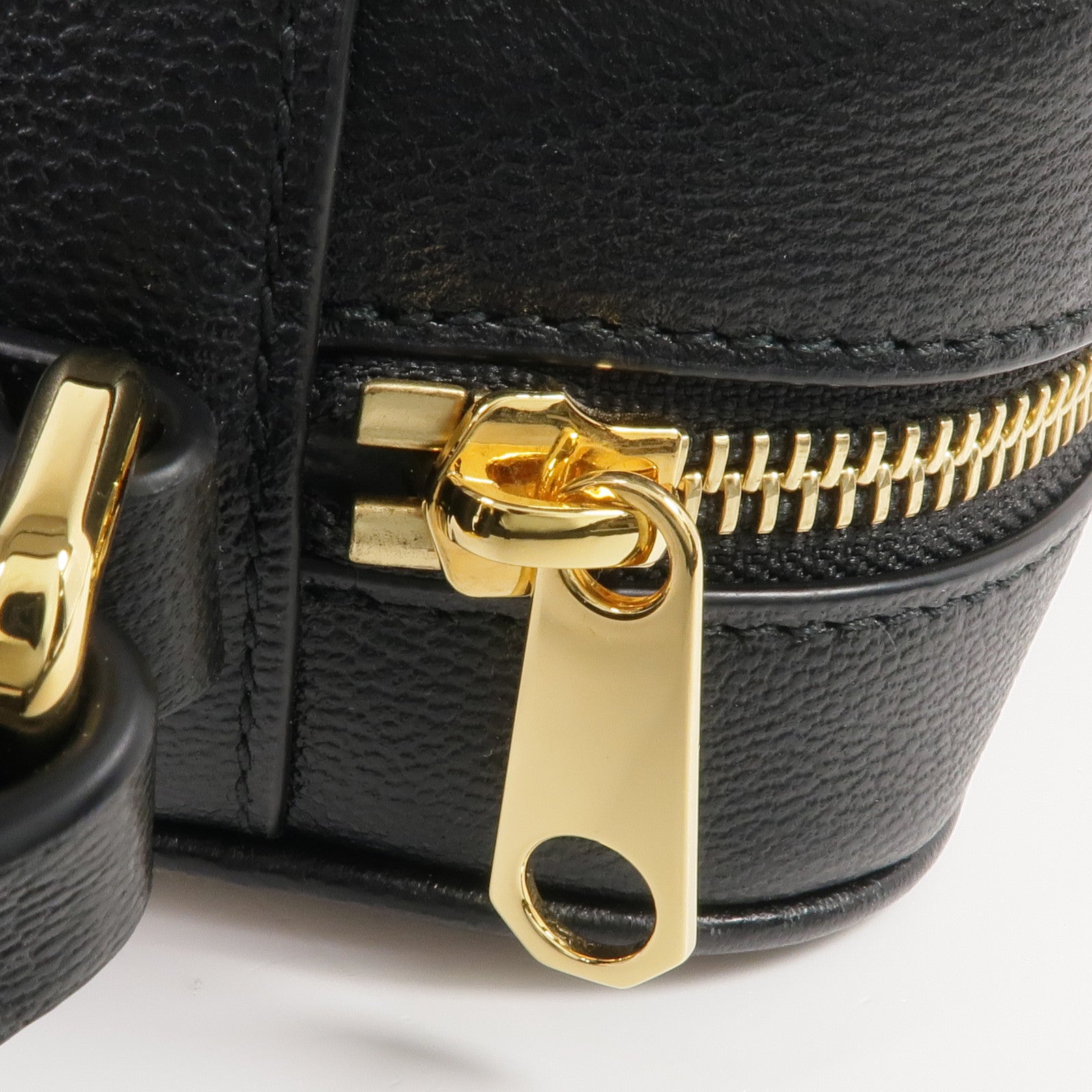 BURBERRY 帆布Shoulder Bag金扣肩背袋