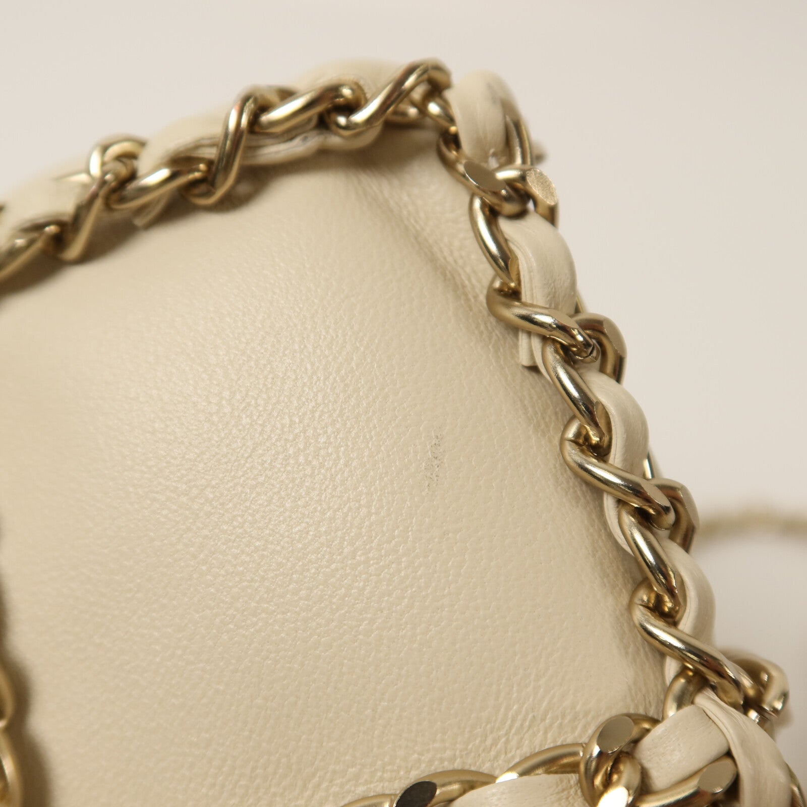 CHANEL 羊皮皮革Bucket Chain Bag鏈帶肩背袋