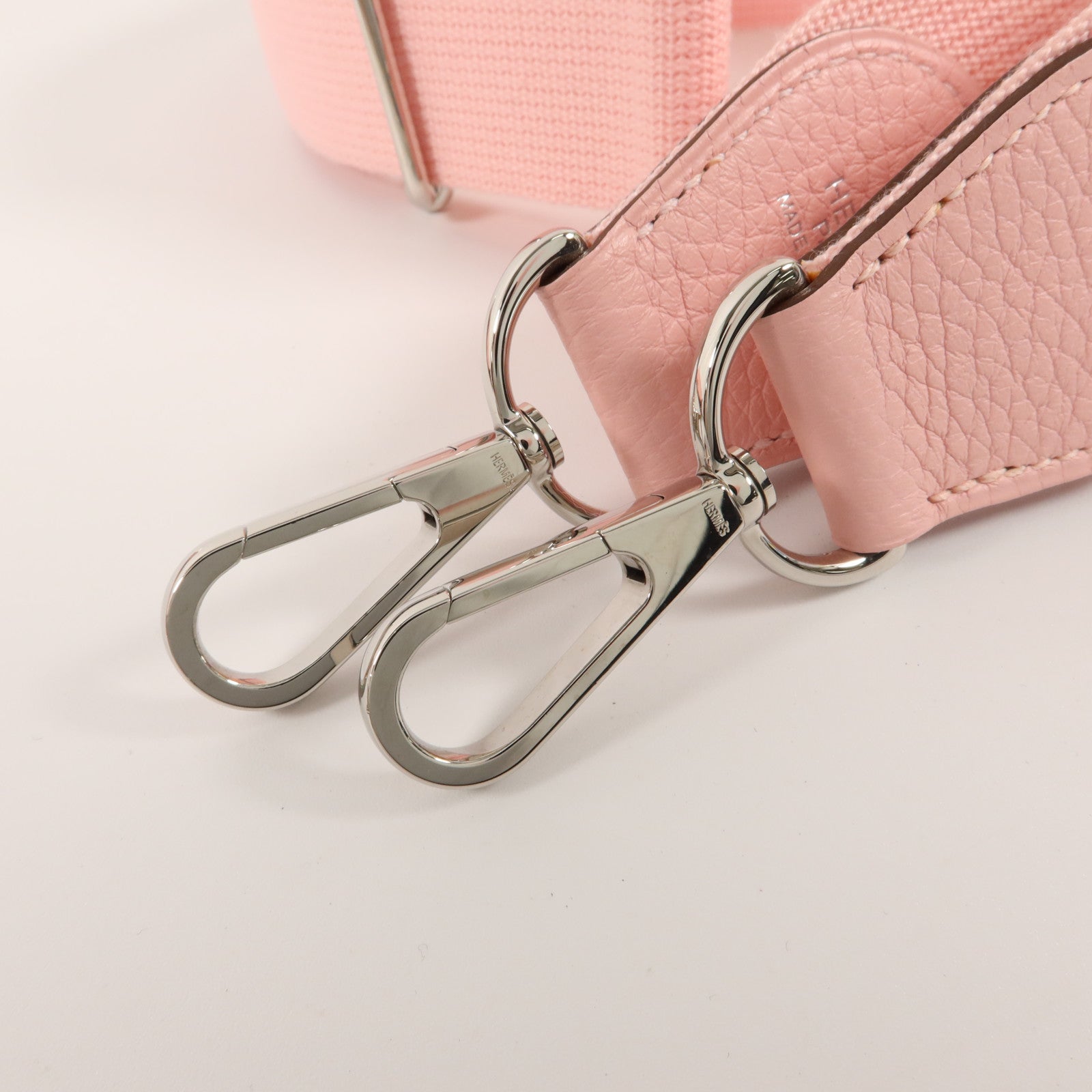 HERMES Clemence皮革Evelyne PM肩背袋Rose Sakura