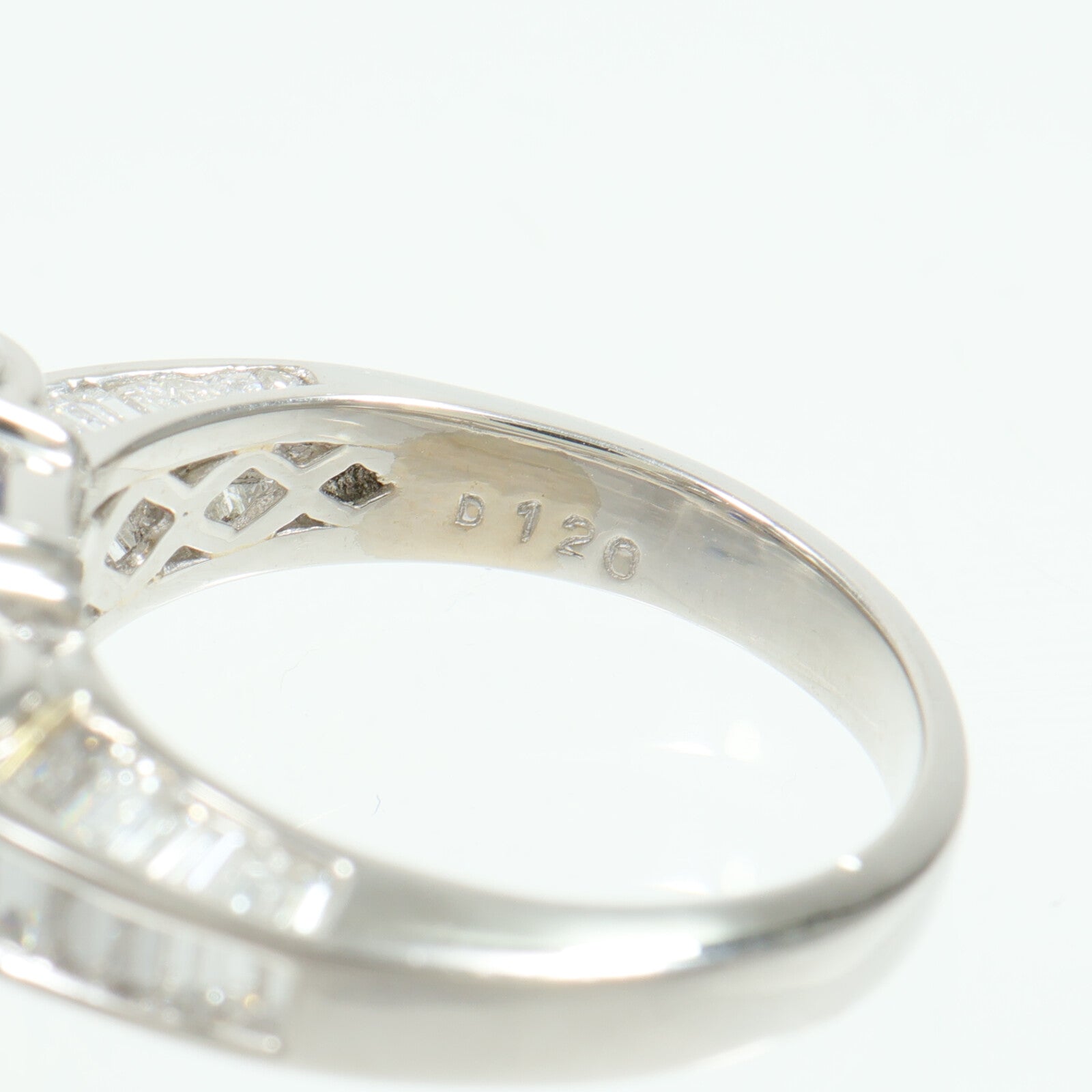 JEWELRY PT900鉑金Sapphire Diamond Ring藍寶石/鑽石戒指