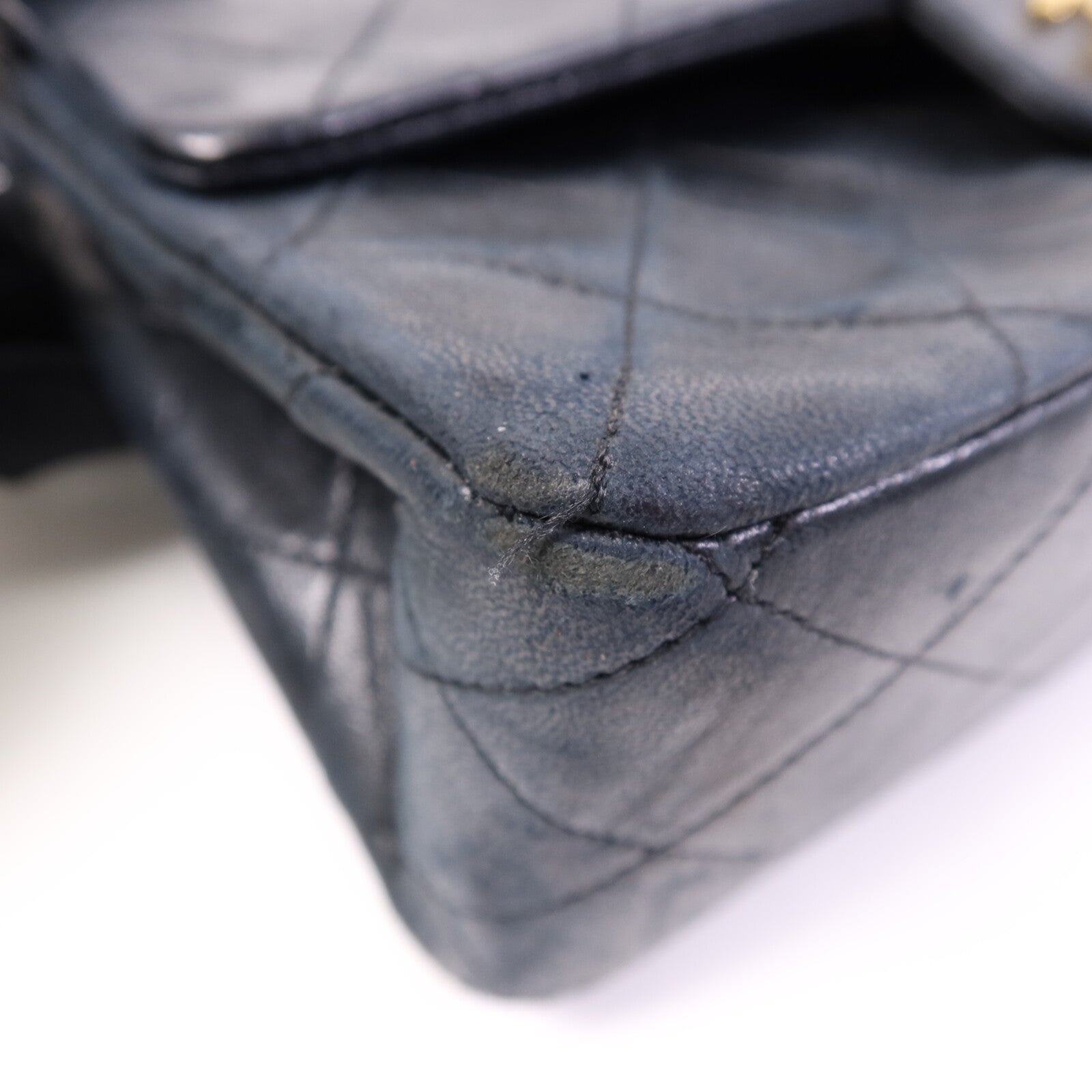 CHANEL 羊皮皮革Vintage Chain Shoulder金扣鏈帶肩背袋