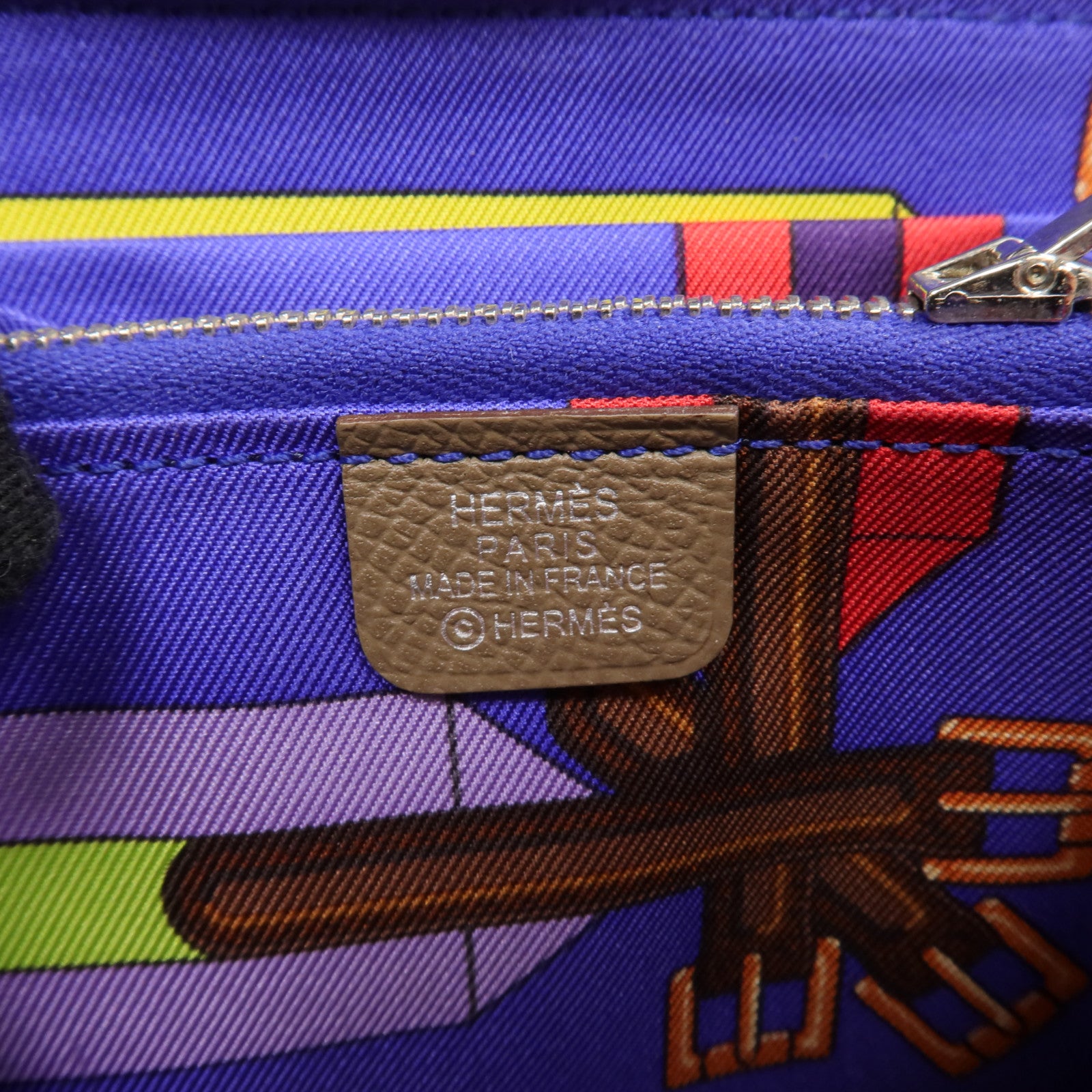 HERMES Epsom皮革Silk In Compact銀扣錢包Etoupe