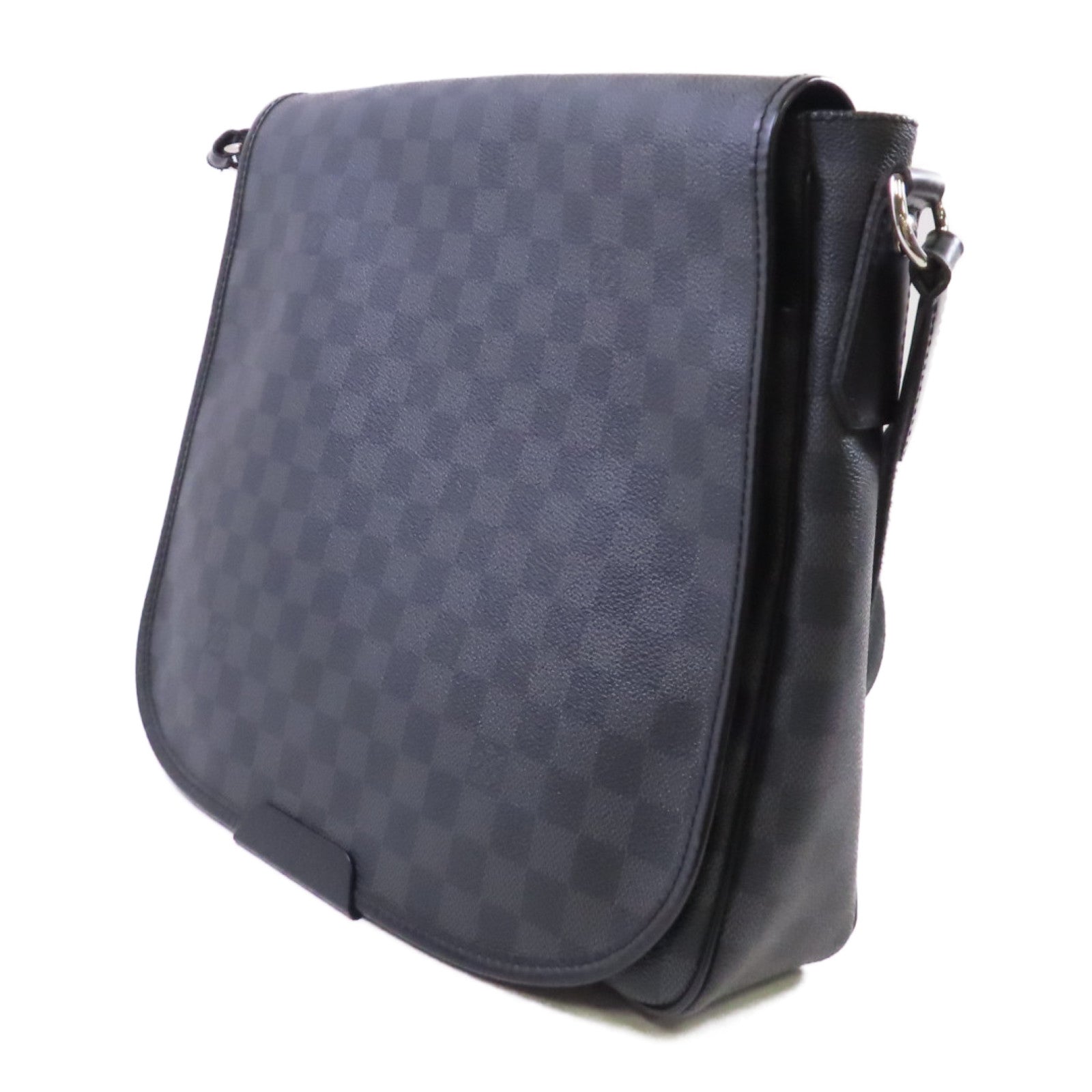 LOUIS VUITTON Damier Graphite Daniel MM Shoulder Bag銀扣肩背袋黑色/灰色