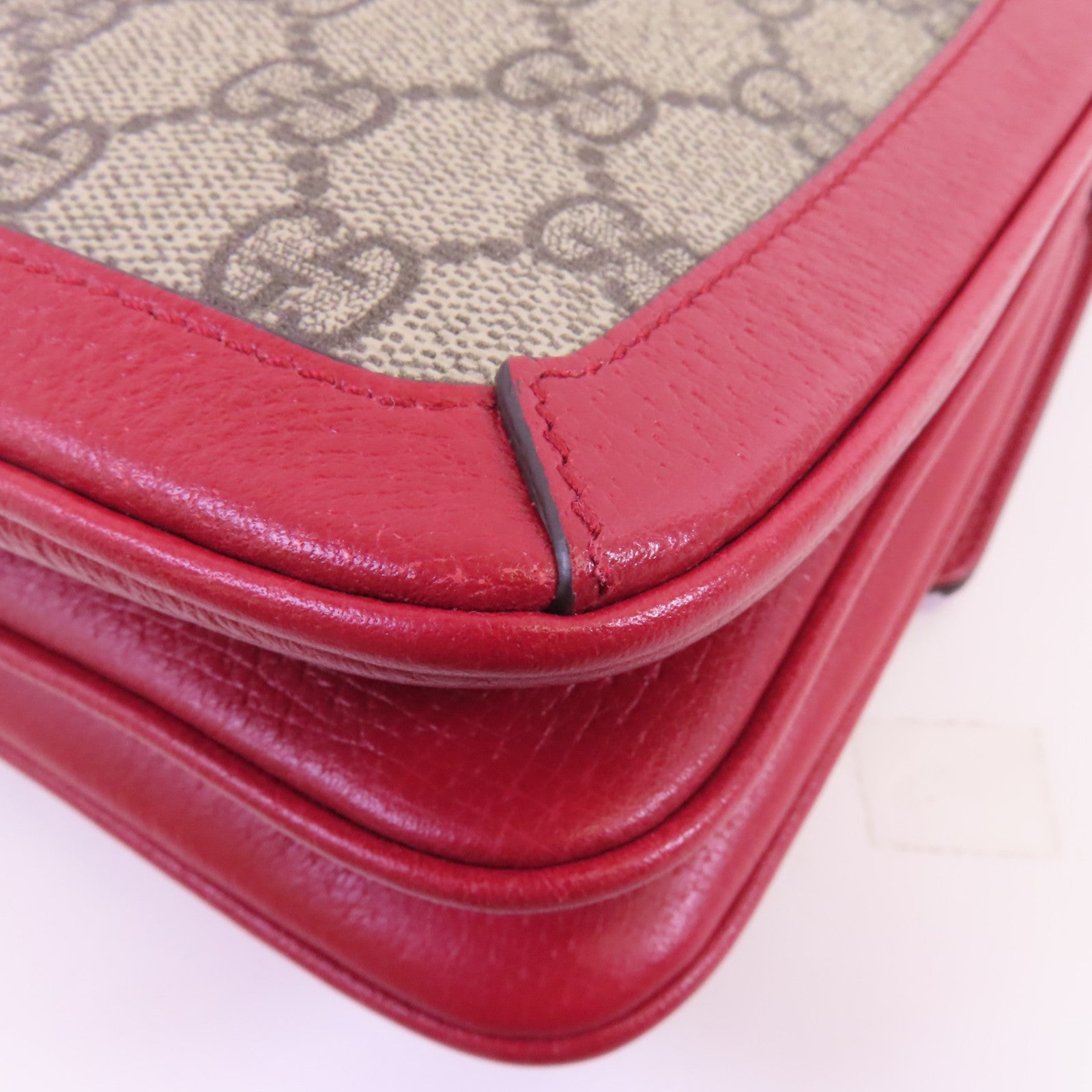 GUCCI 【激減優惠】塗層帆布GG Supreme Queen Margaret Medium金扣鏈帶肩背袋