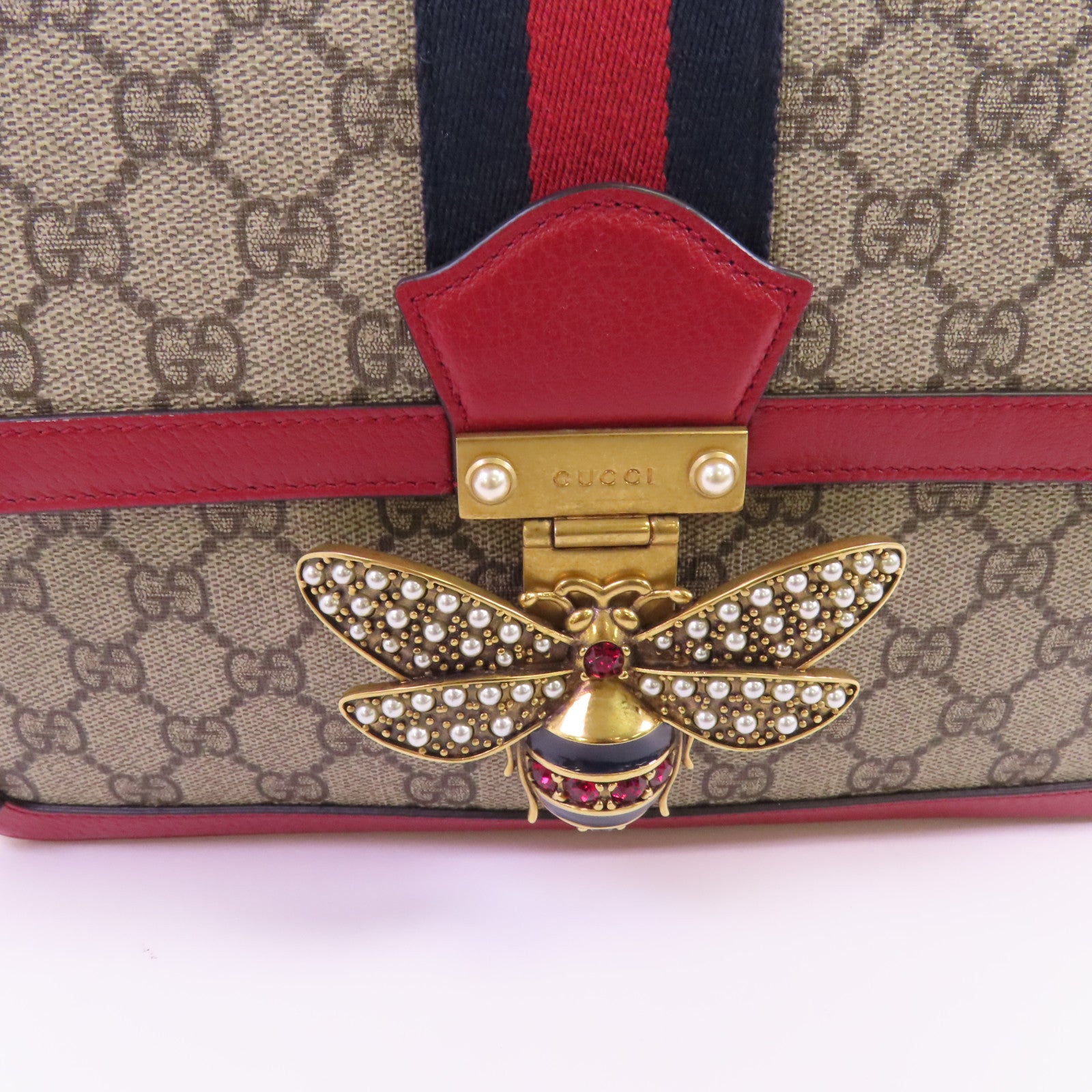 GUCCI 【激減優惠】塗層帆布GG Supreme Queen Margaret Medium金扣鏈帶肩背袋