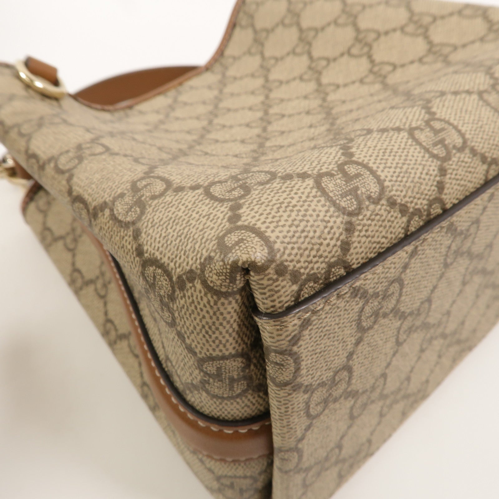 GUCCI 帆布GG Emblem Small Bucket手挽肩背兩用袋