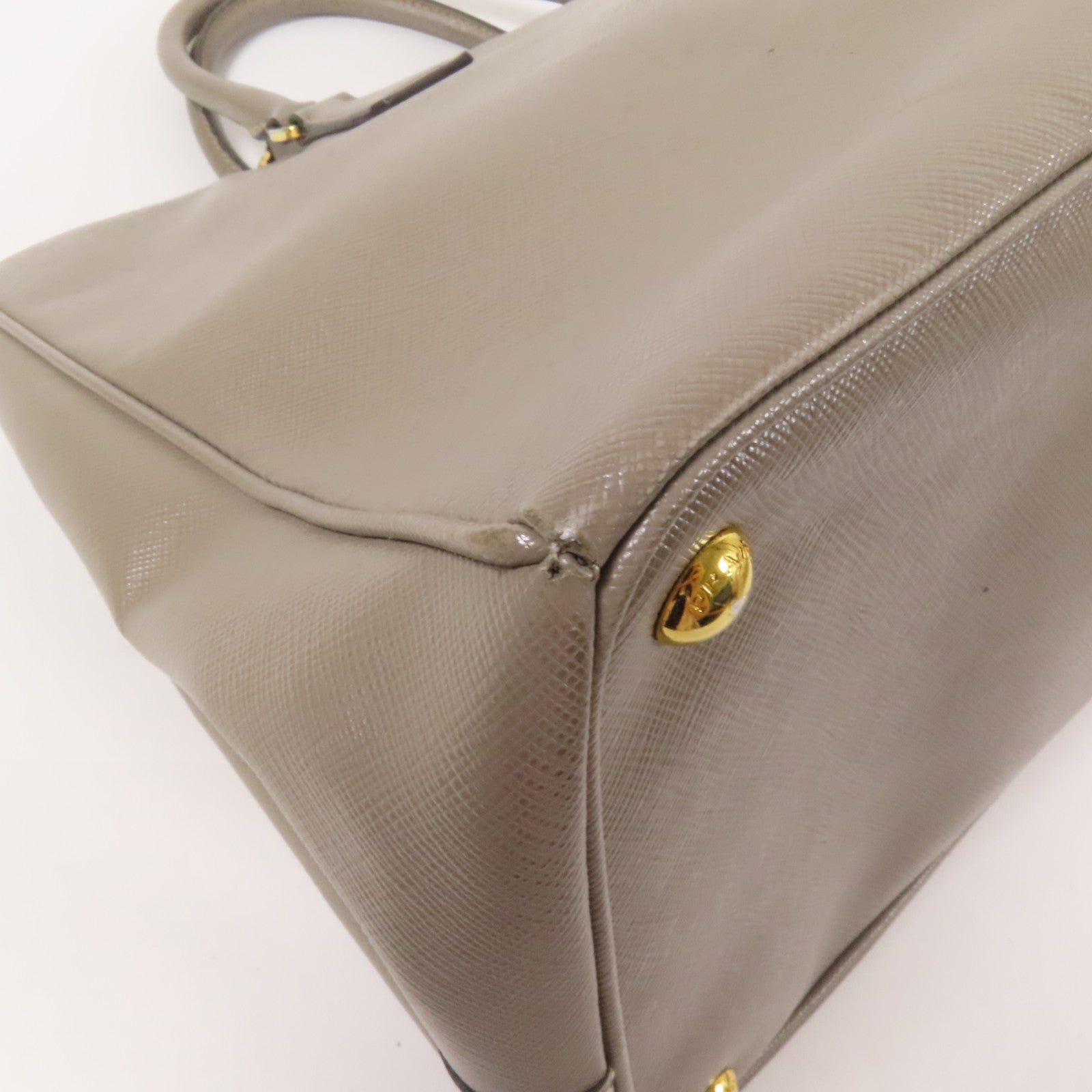 PRADA Saffiano皮革Shoulder Bag金扣肩背袋